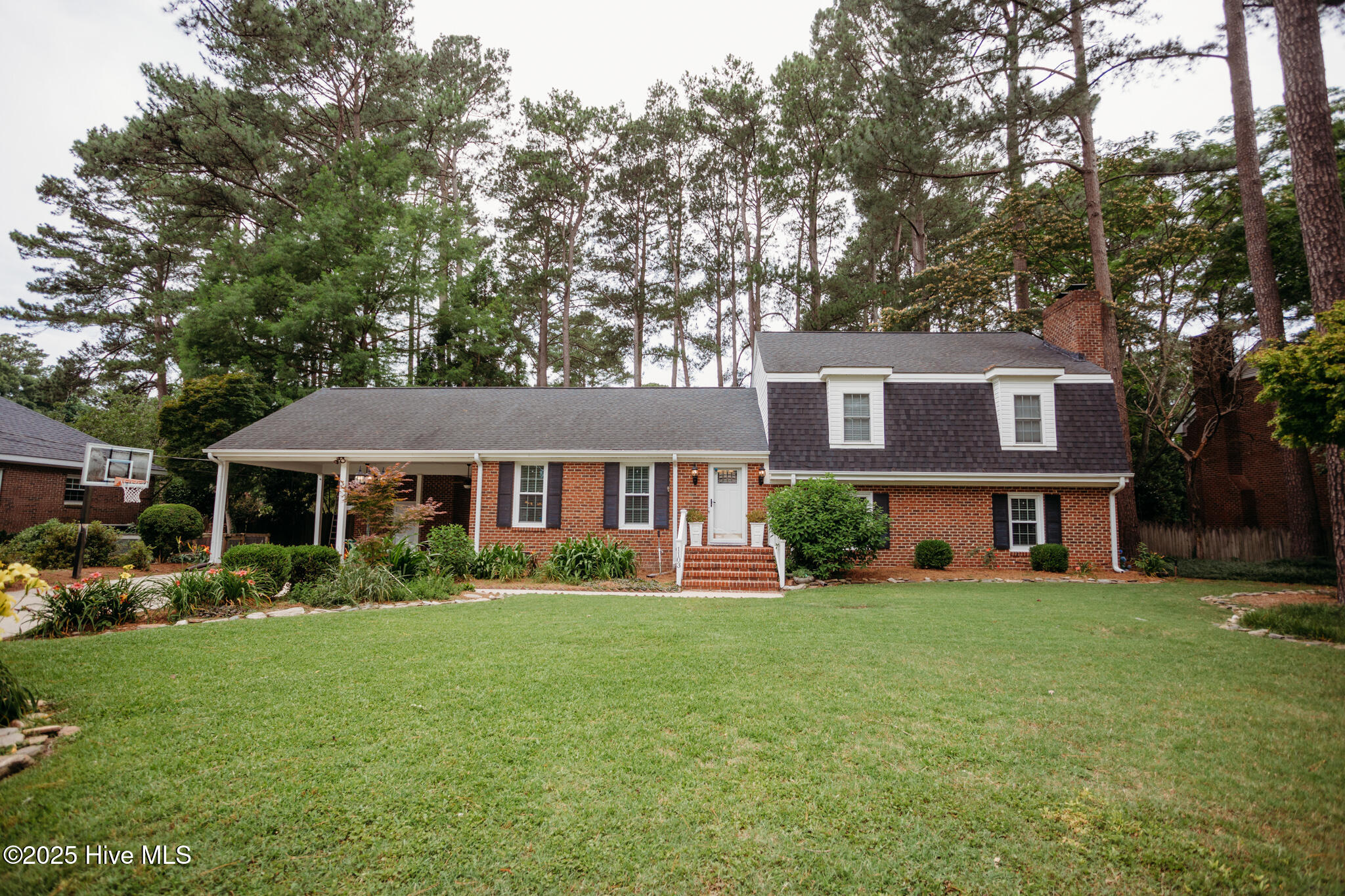 1103 Greenbriar Road Property Photo 1