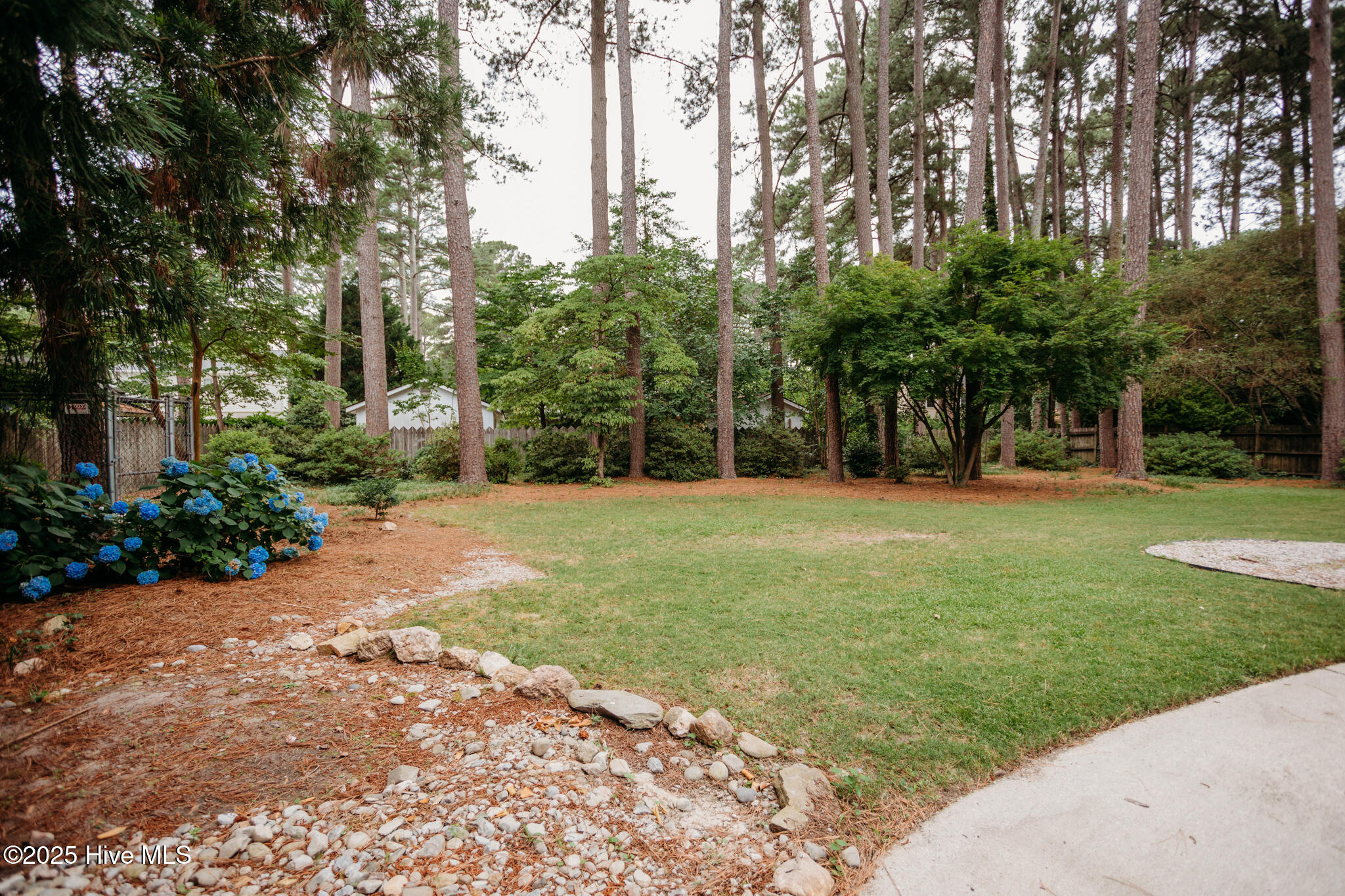 1103 Greenbriar Road Property Photo 29