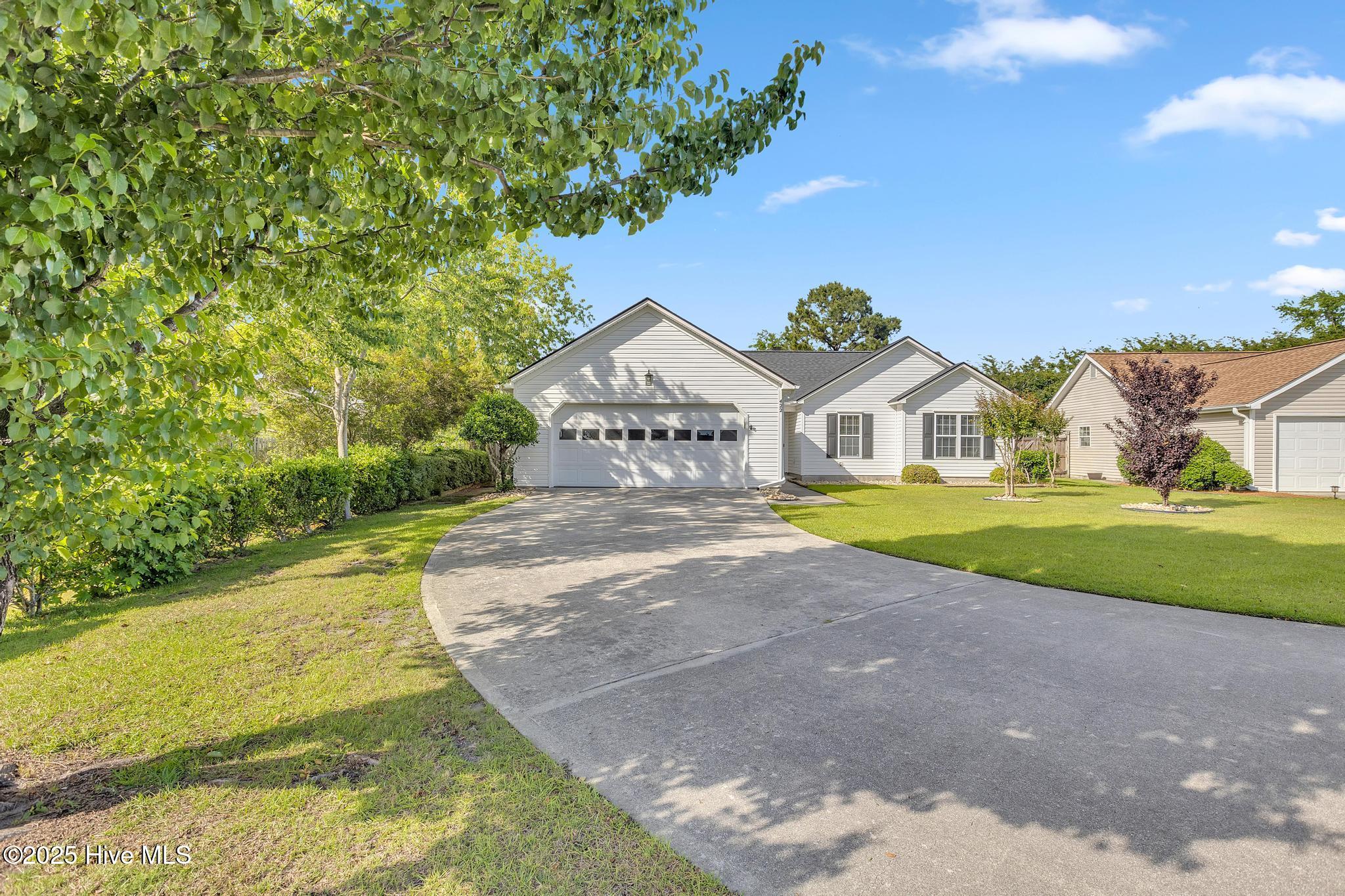 422 Point View Court Property Photo 1