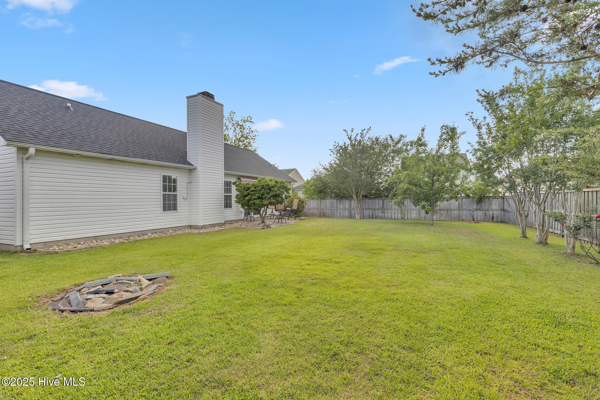 422 Point View Court Property Photo 32