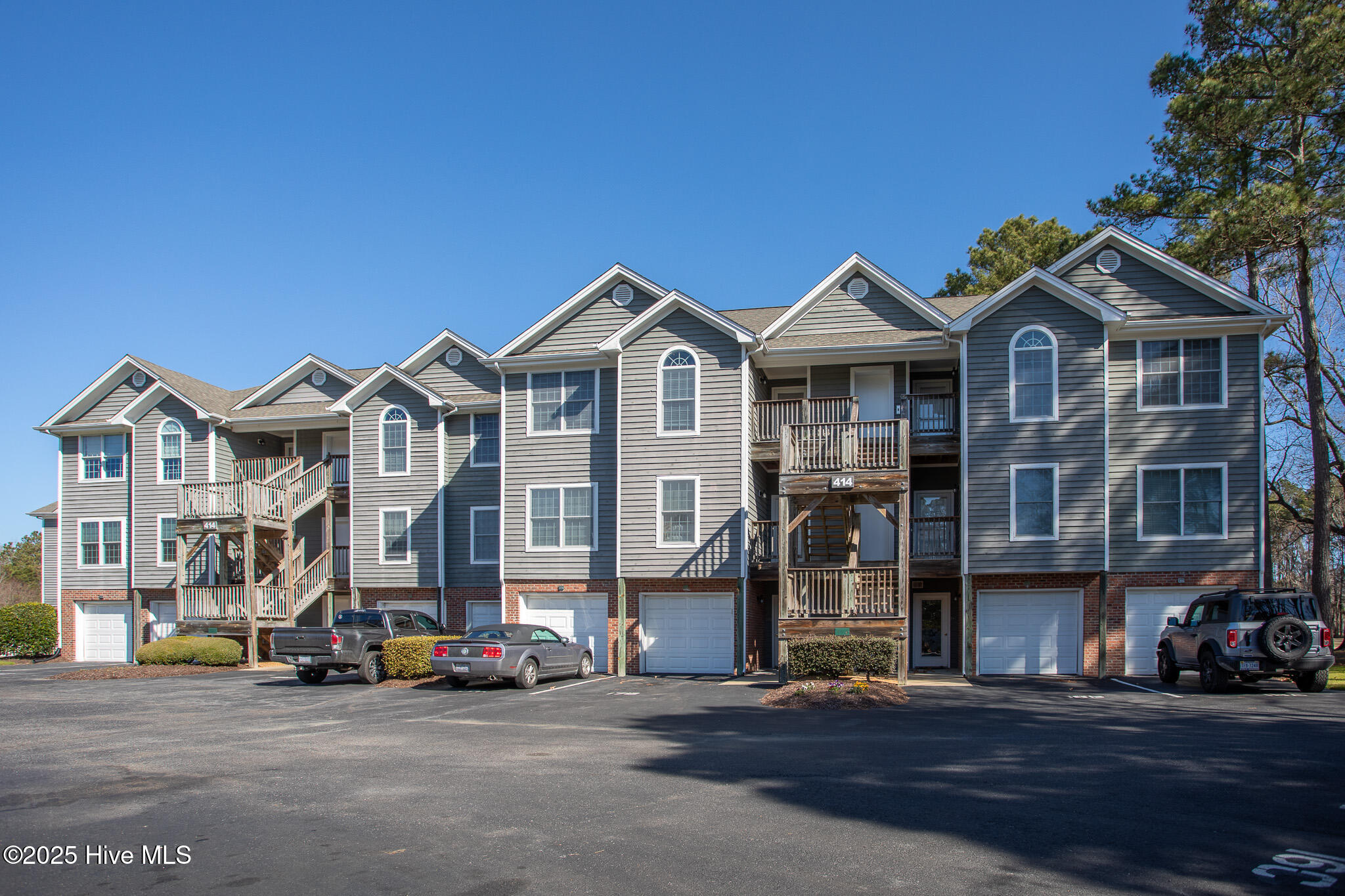 415 Albemarle Boulevard 3a Property Photo 1