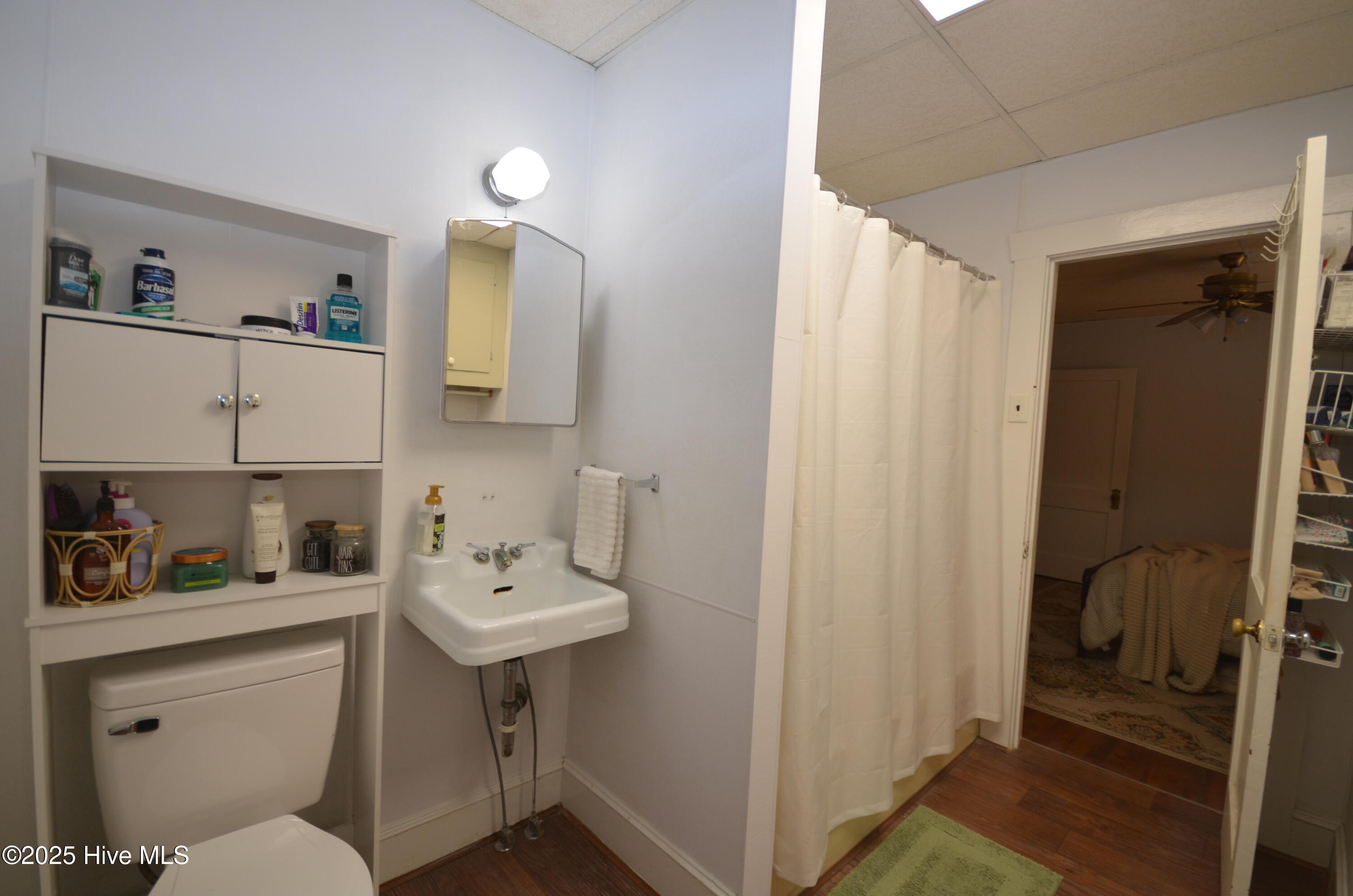 1409 E Walnut Street Property Photo 21