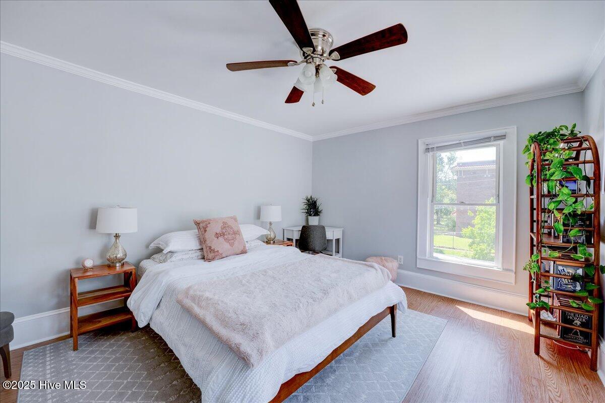 404 Avenue B Property Photo 30