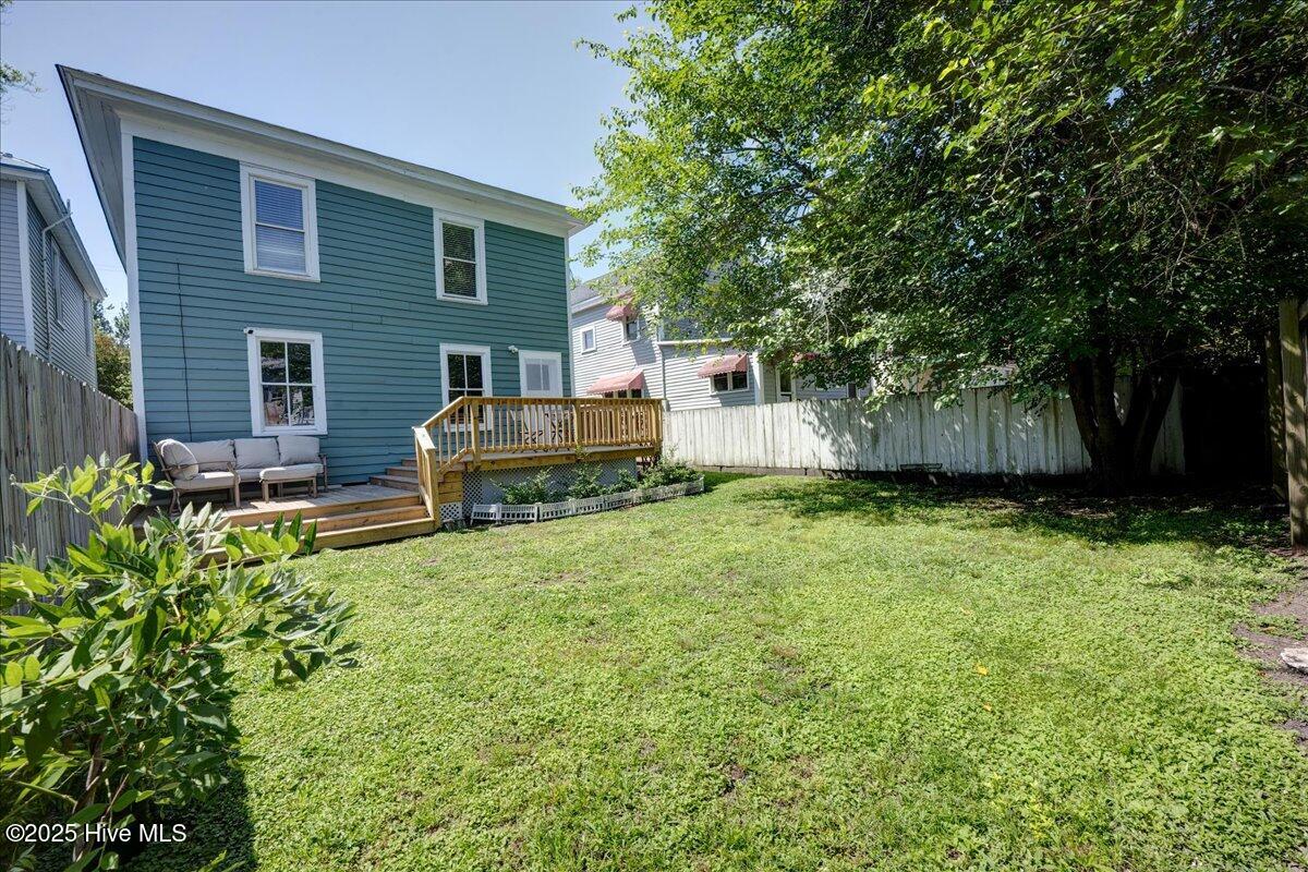 404 Avenue B Property Photo 35