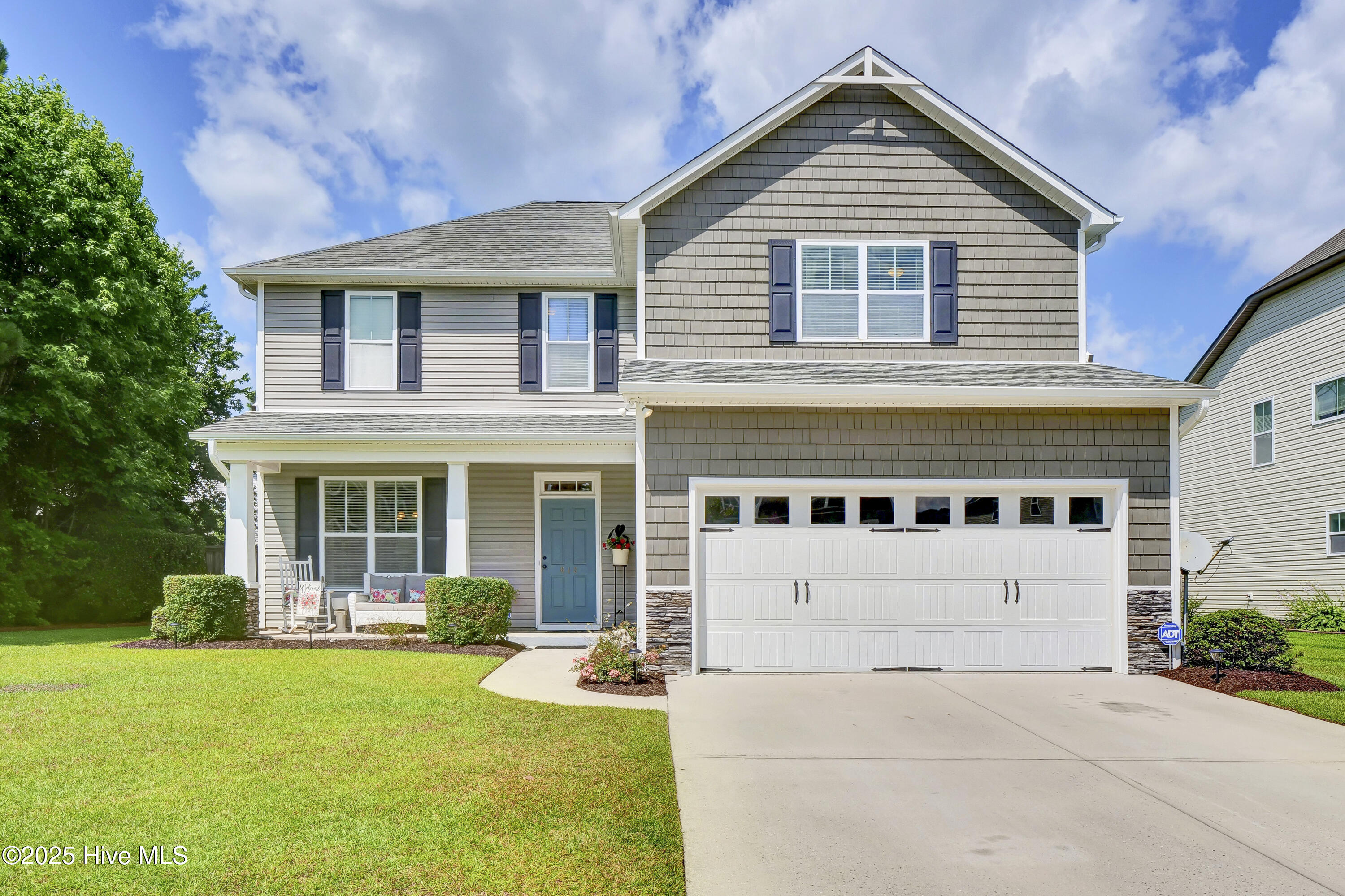 613 Heartwood Drive Property Photo 1
