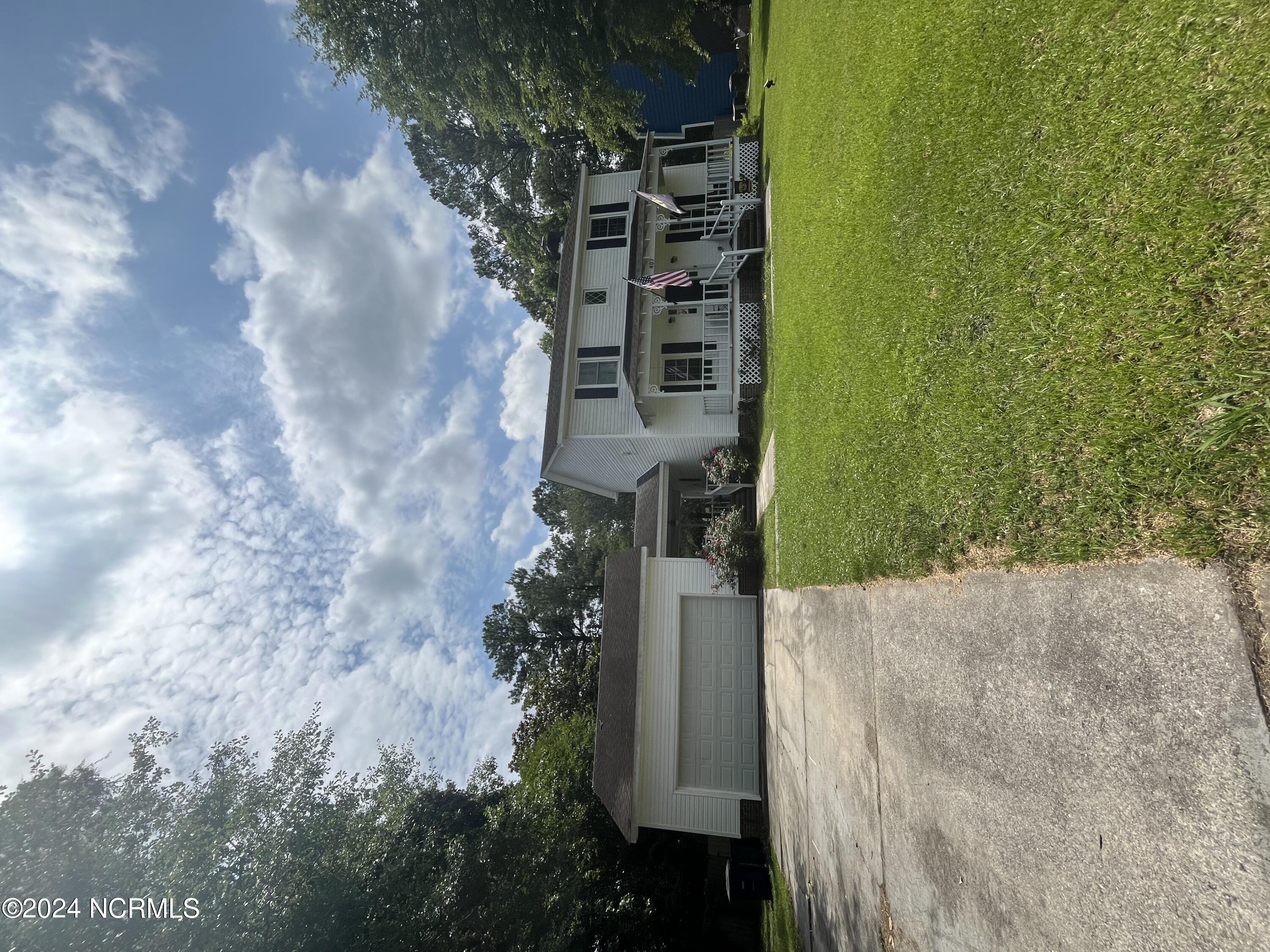 407 Scotsdale Drive Property Photo 1