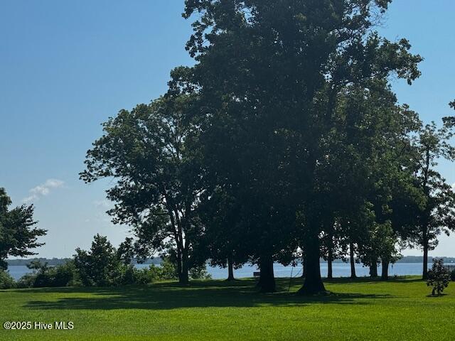 109 N Shore Drive Property Photo 1