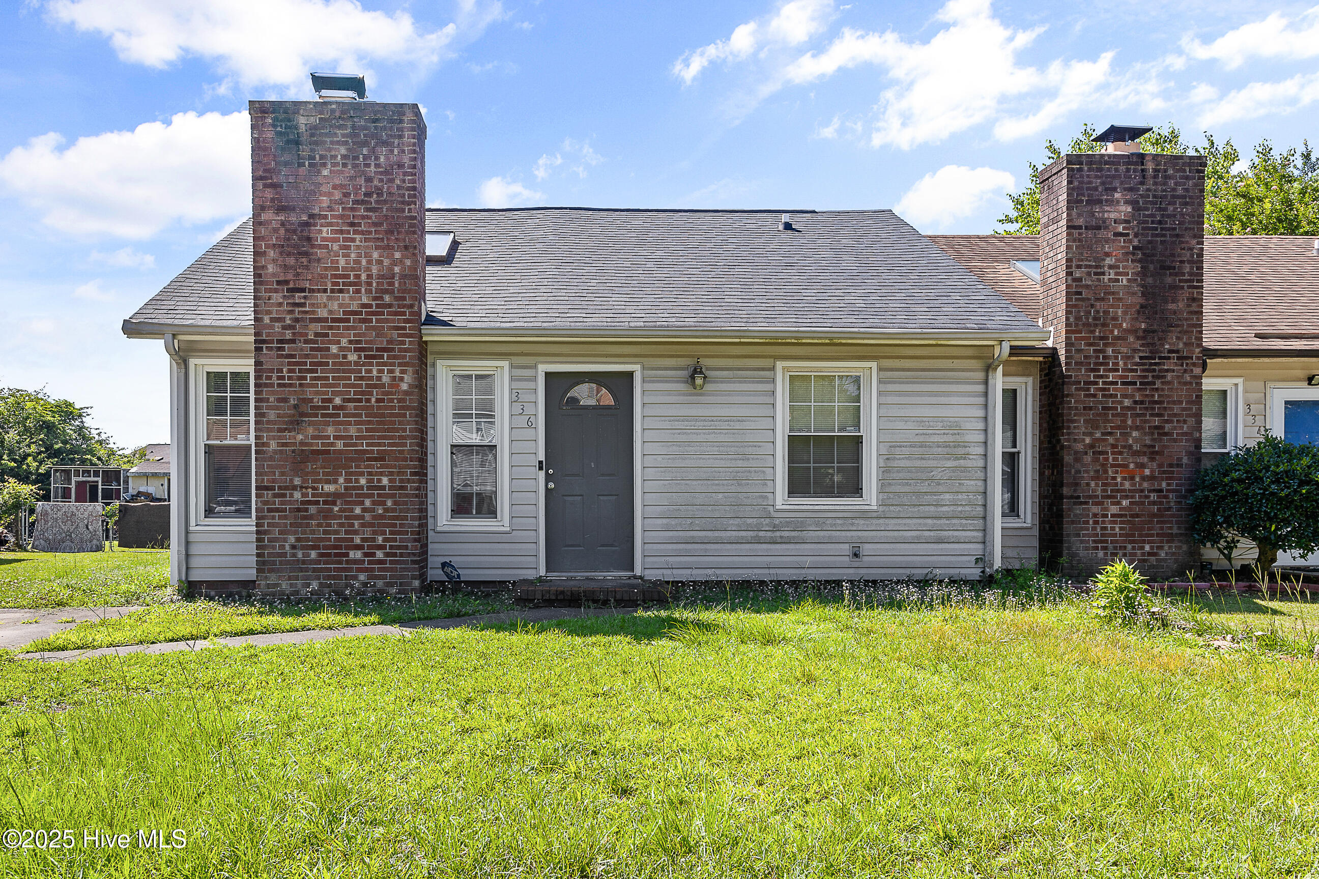 336 W Frances Street Property Photo 1