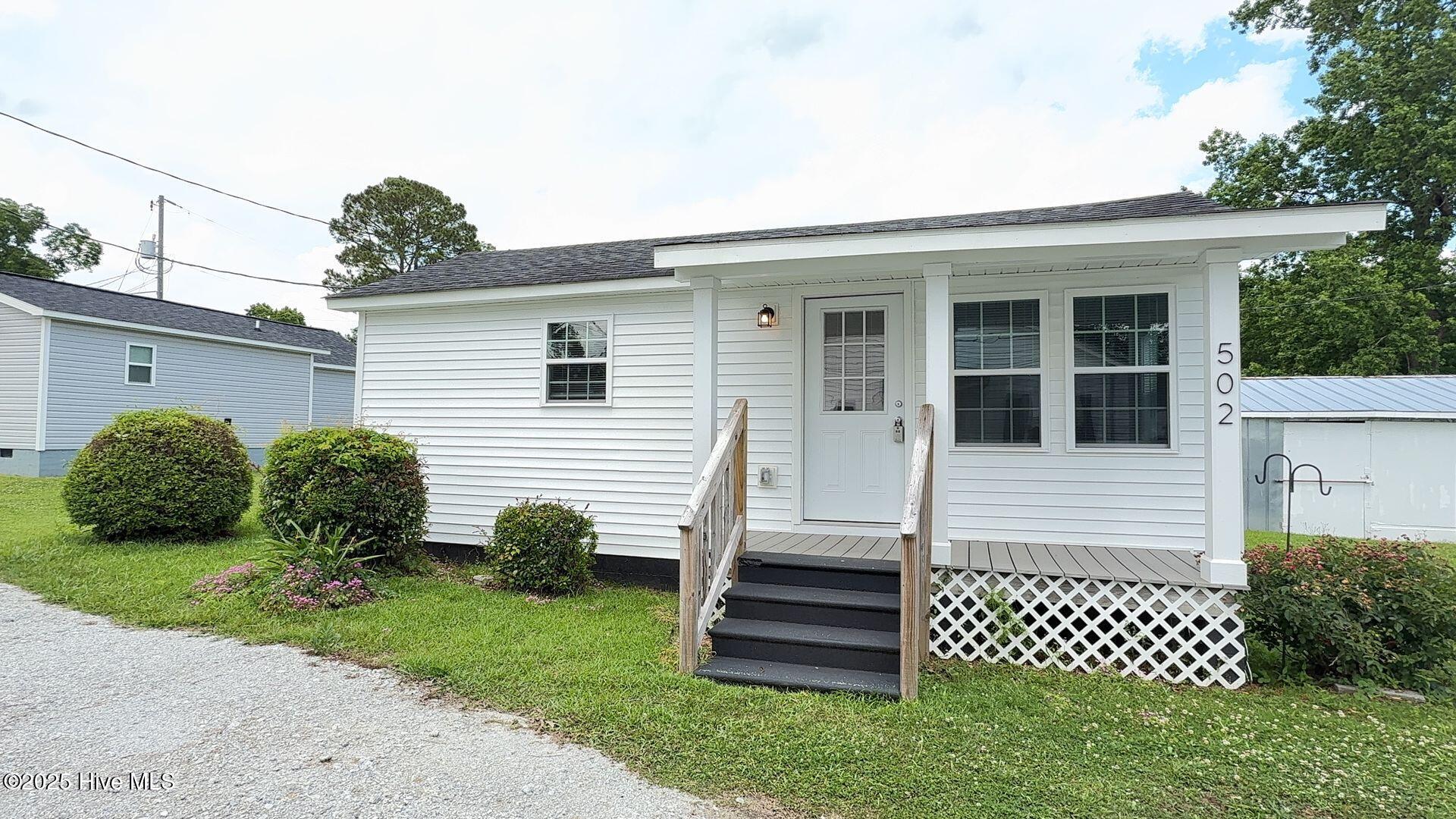 502 E Hargett Street Property Photo 1