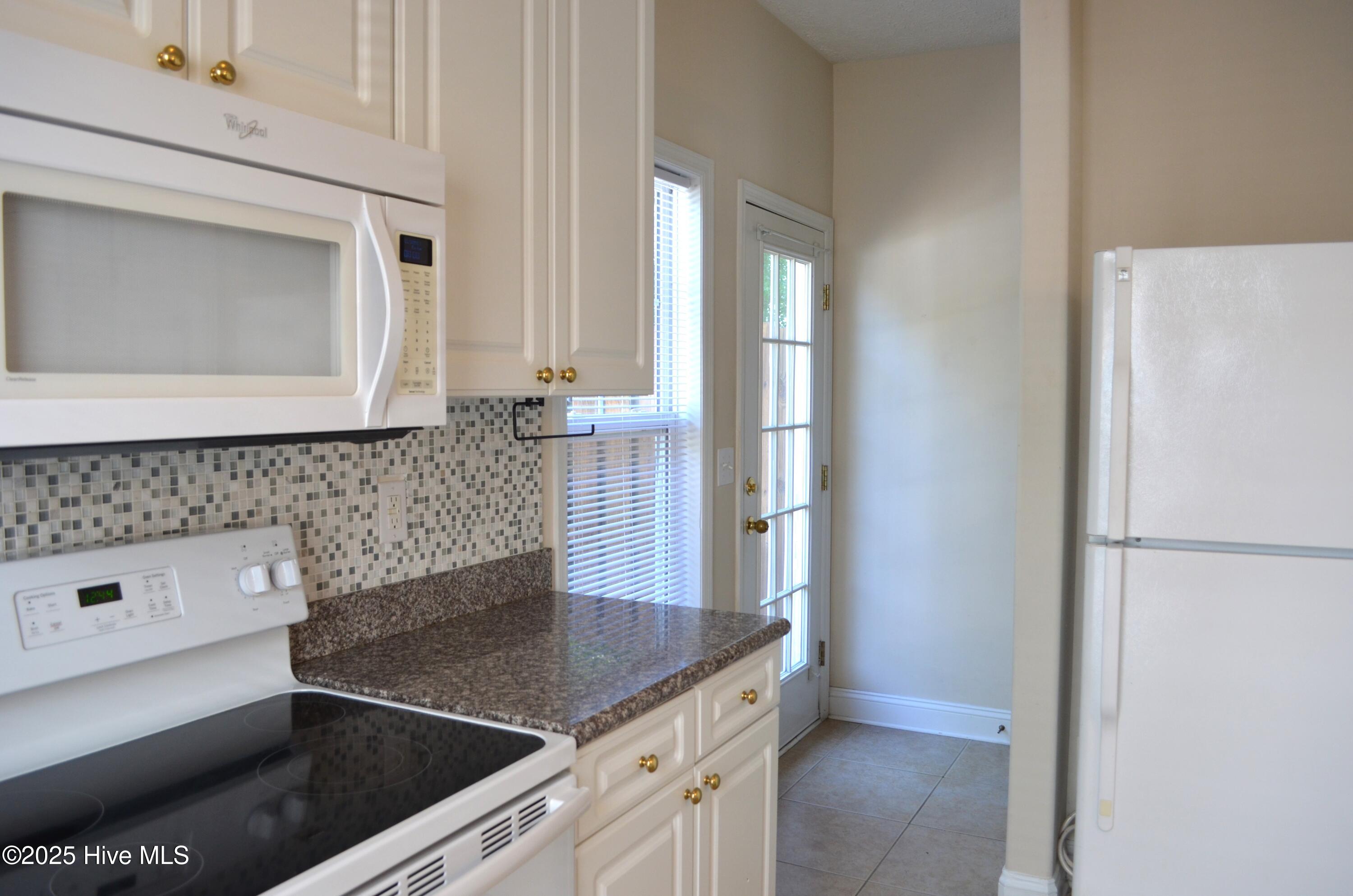102 Prowler Lane Property Photo 8