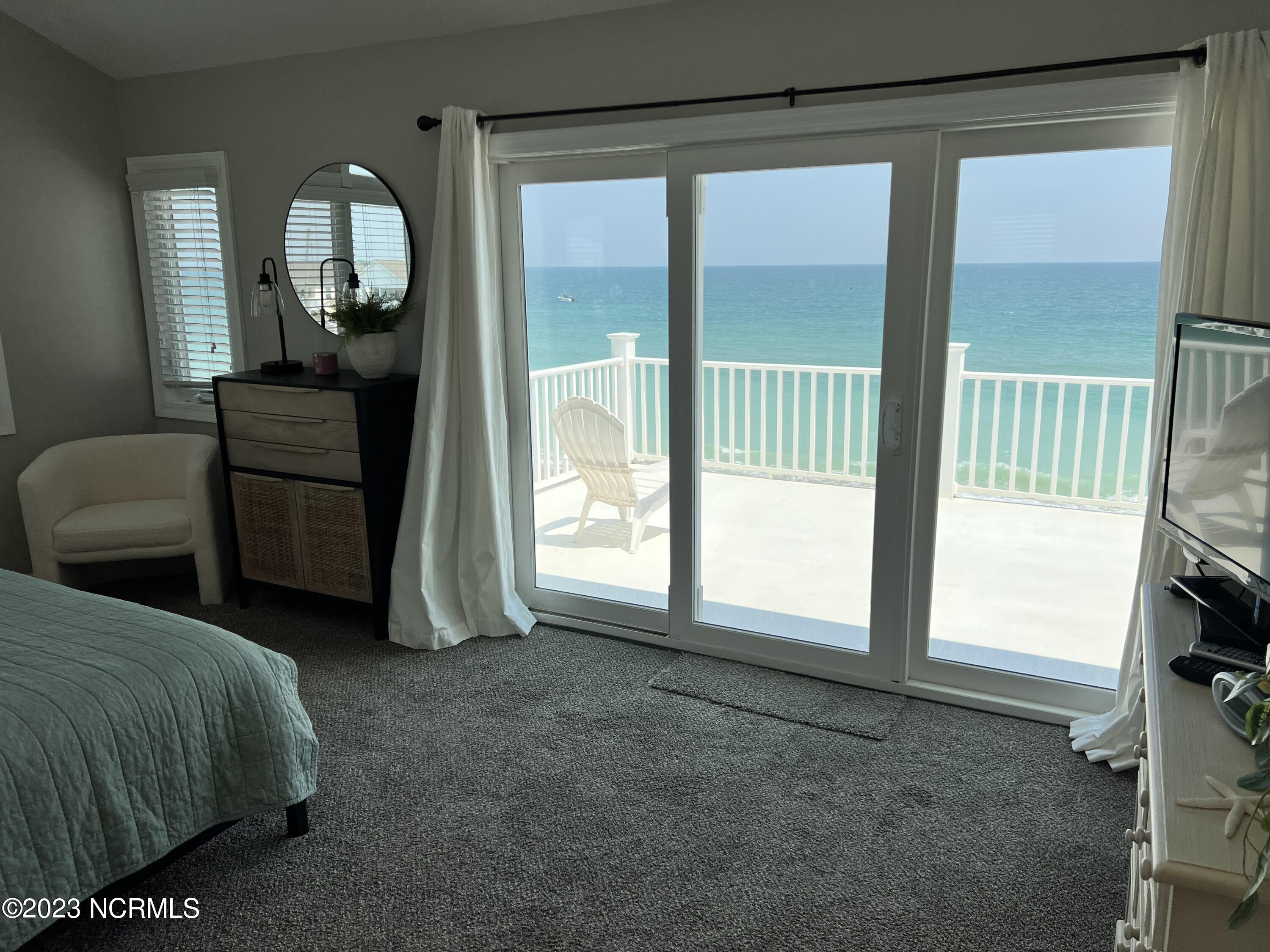 1238 New River Inlet Road Property Photo 14