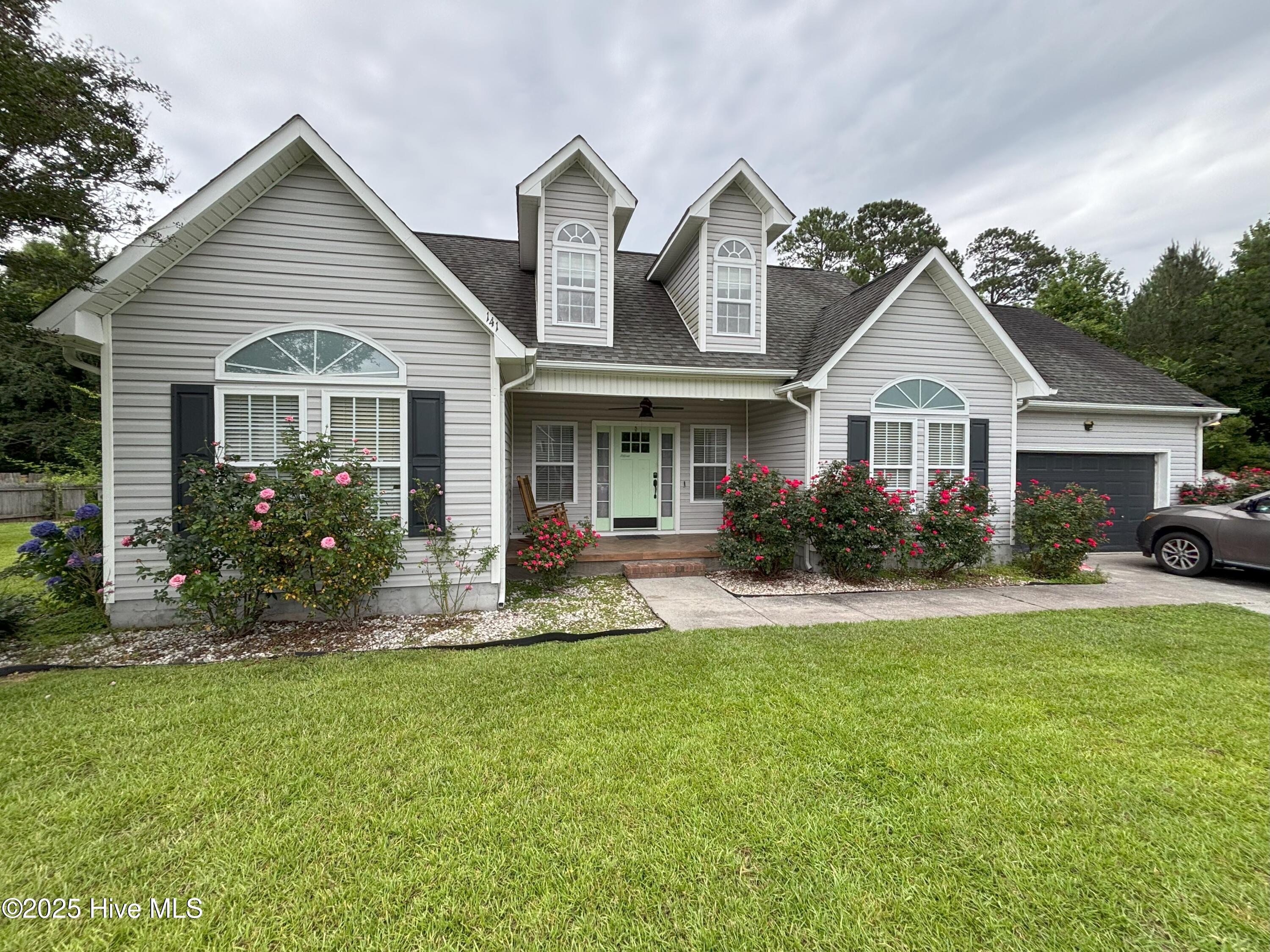 141 Acorn Way Property Photo 1