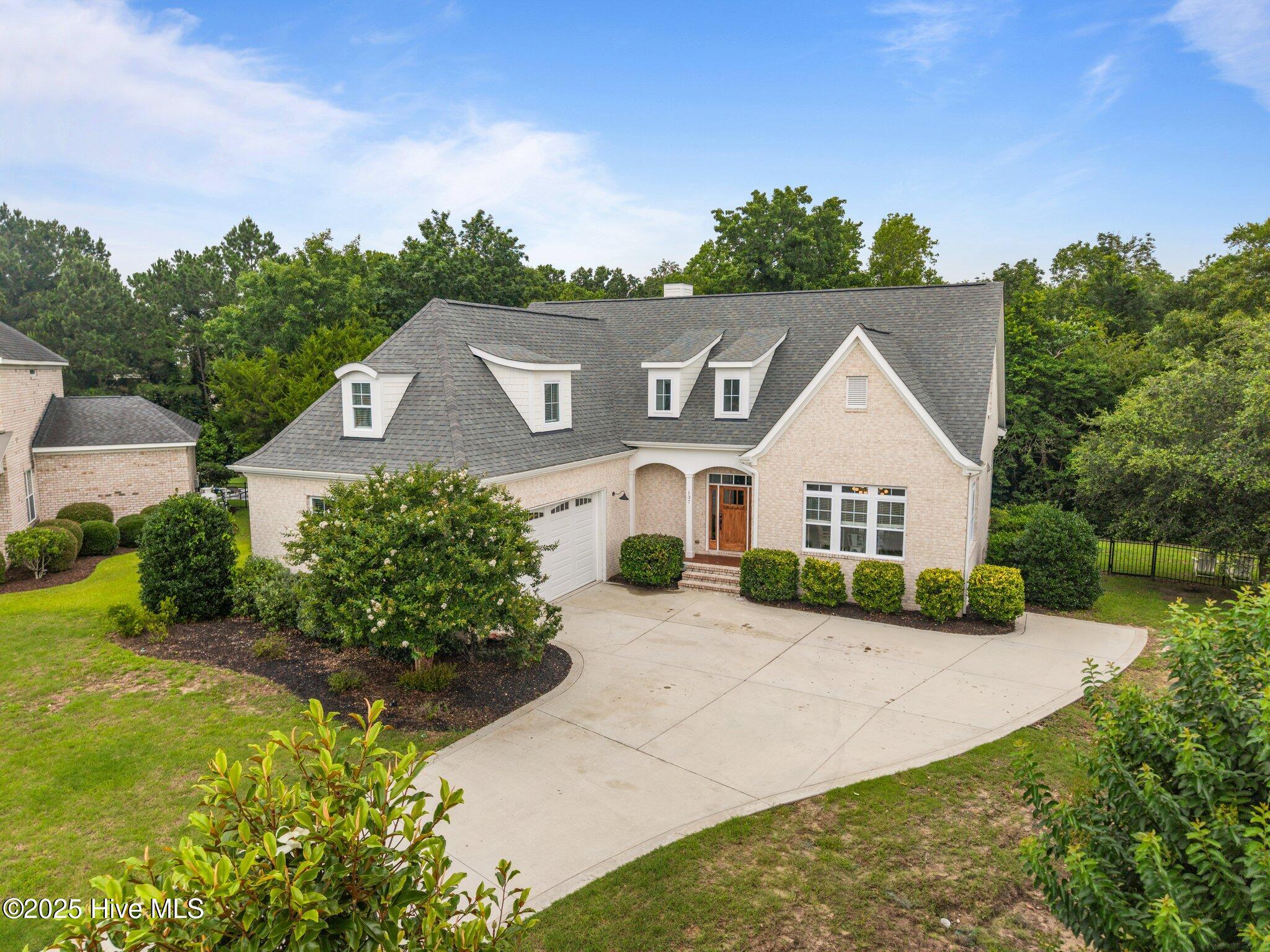 137 Summerset Landing Property Photo 1