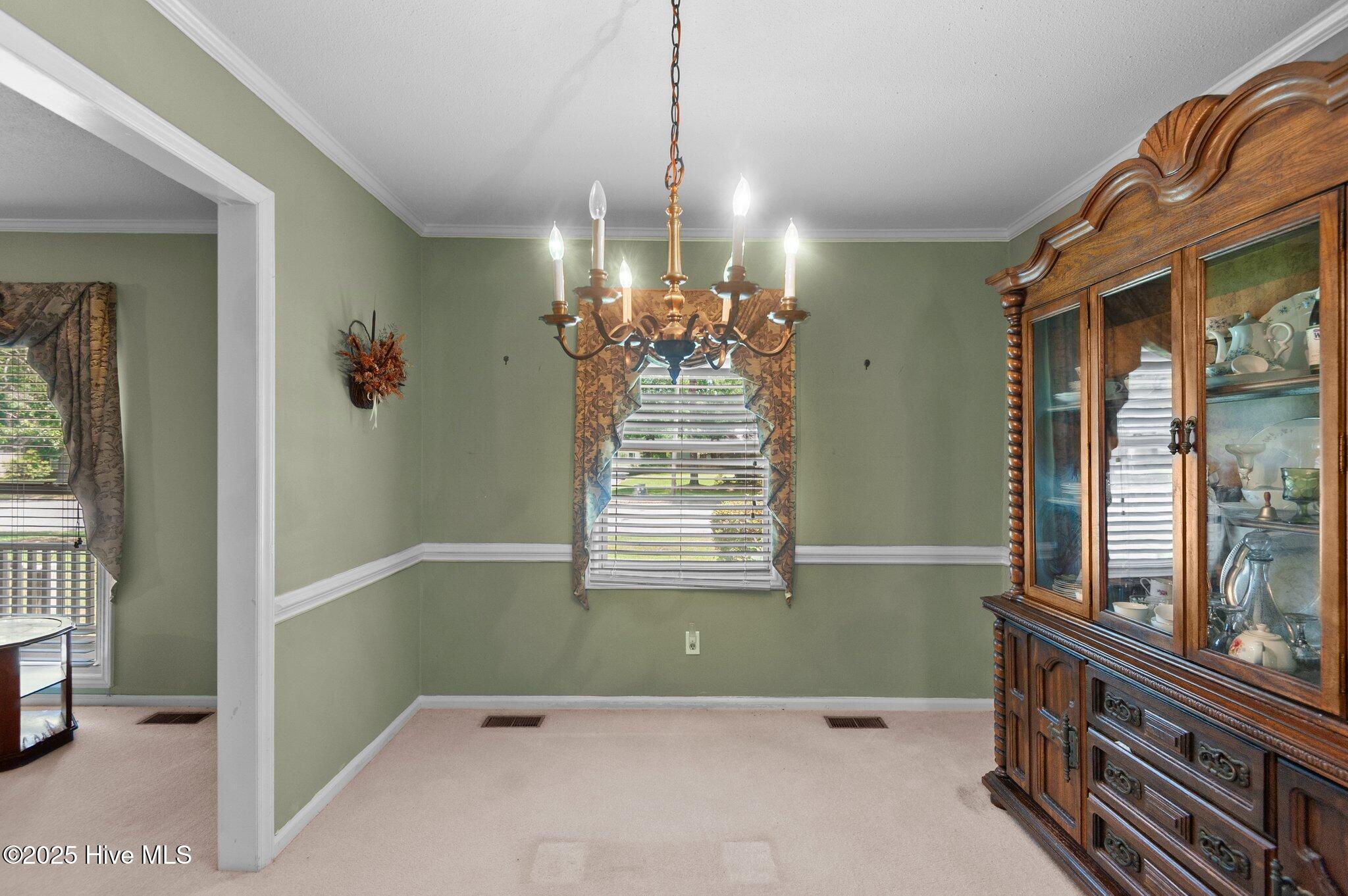 214 Allendale Drive Property Photo 8