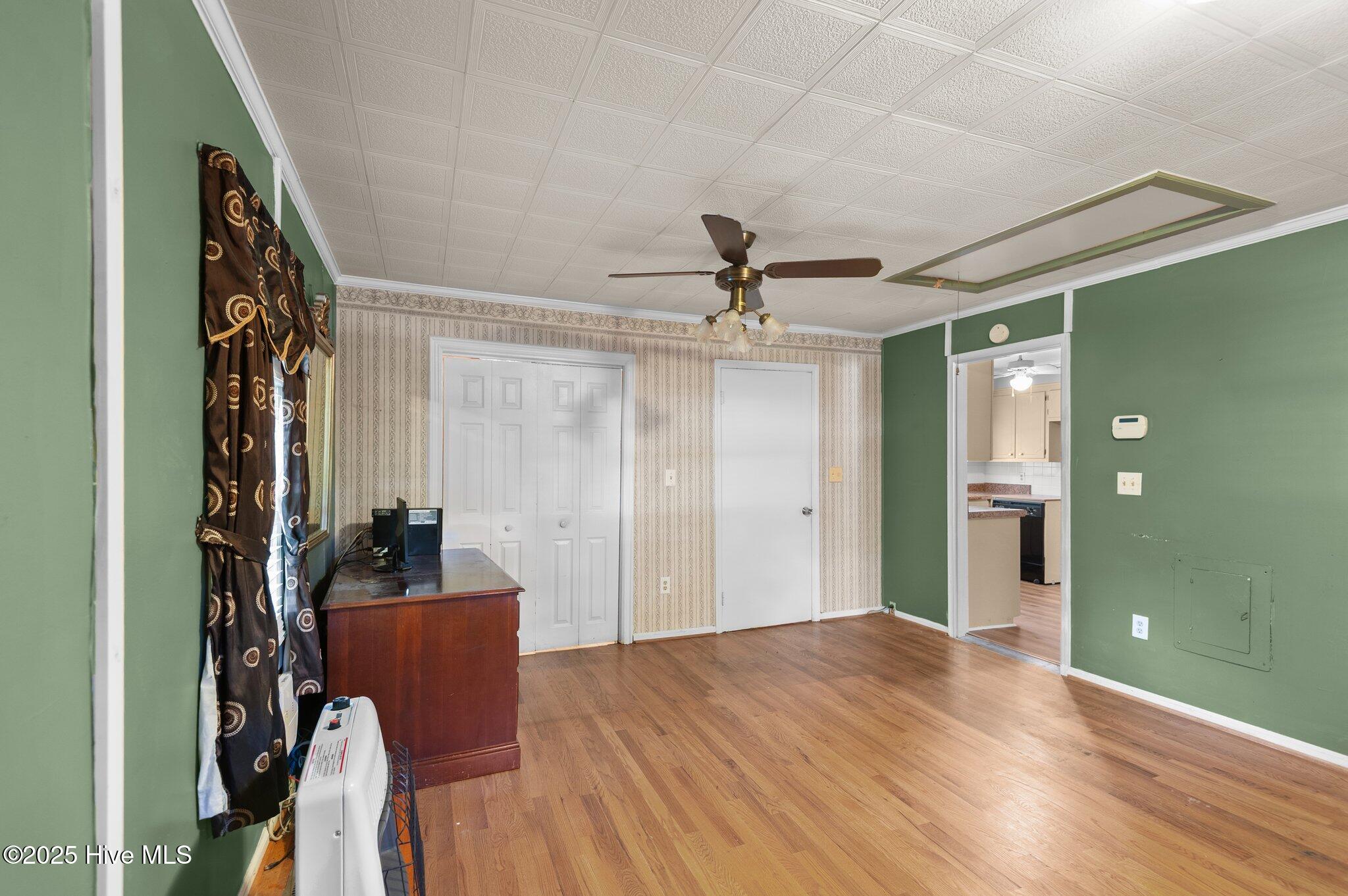 214 Allendale Drive Property Photo 11