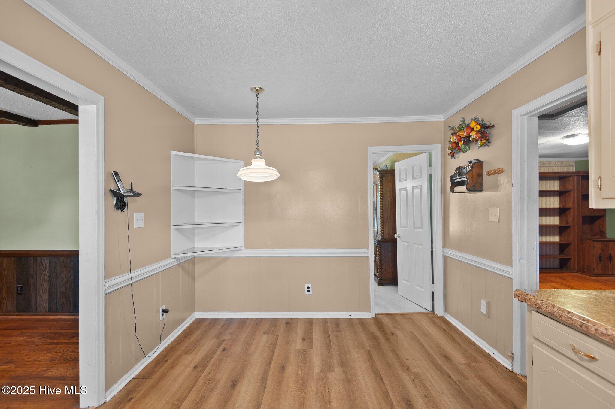 214 Allendale Drive Property Photo 16