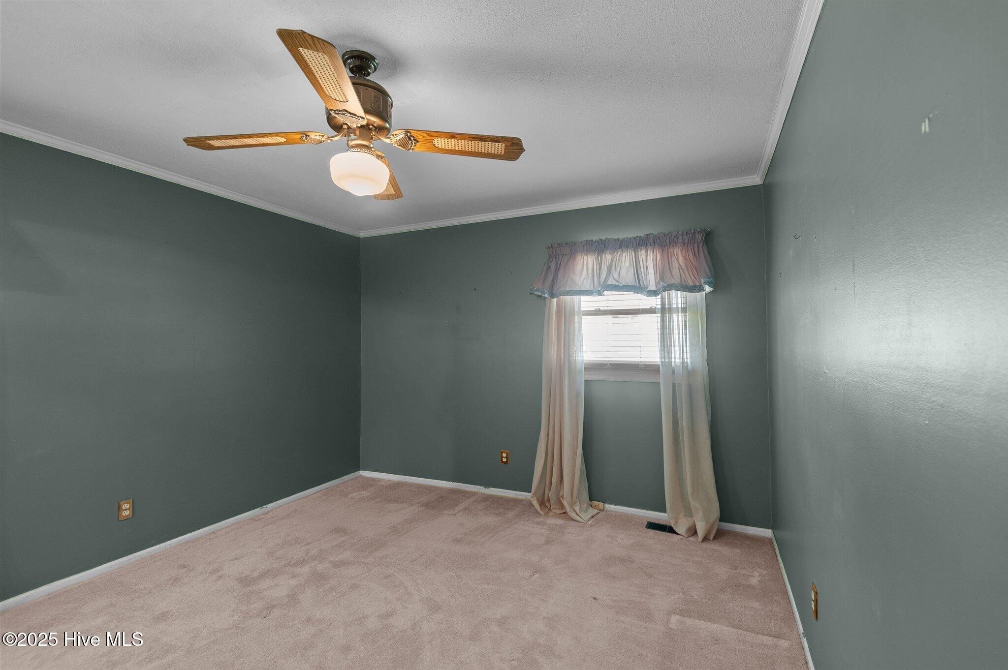 214 Allendale Drive Property Photo 22