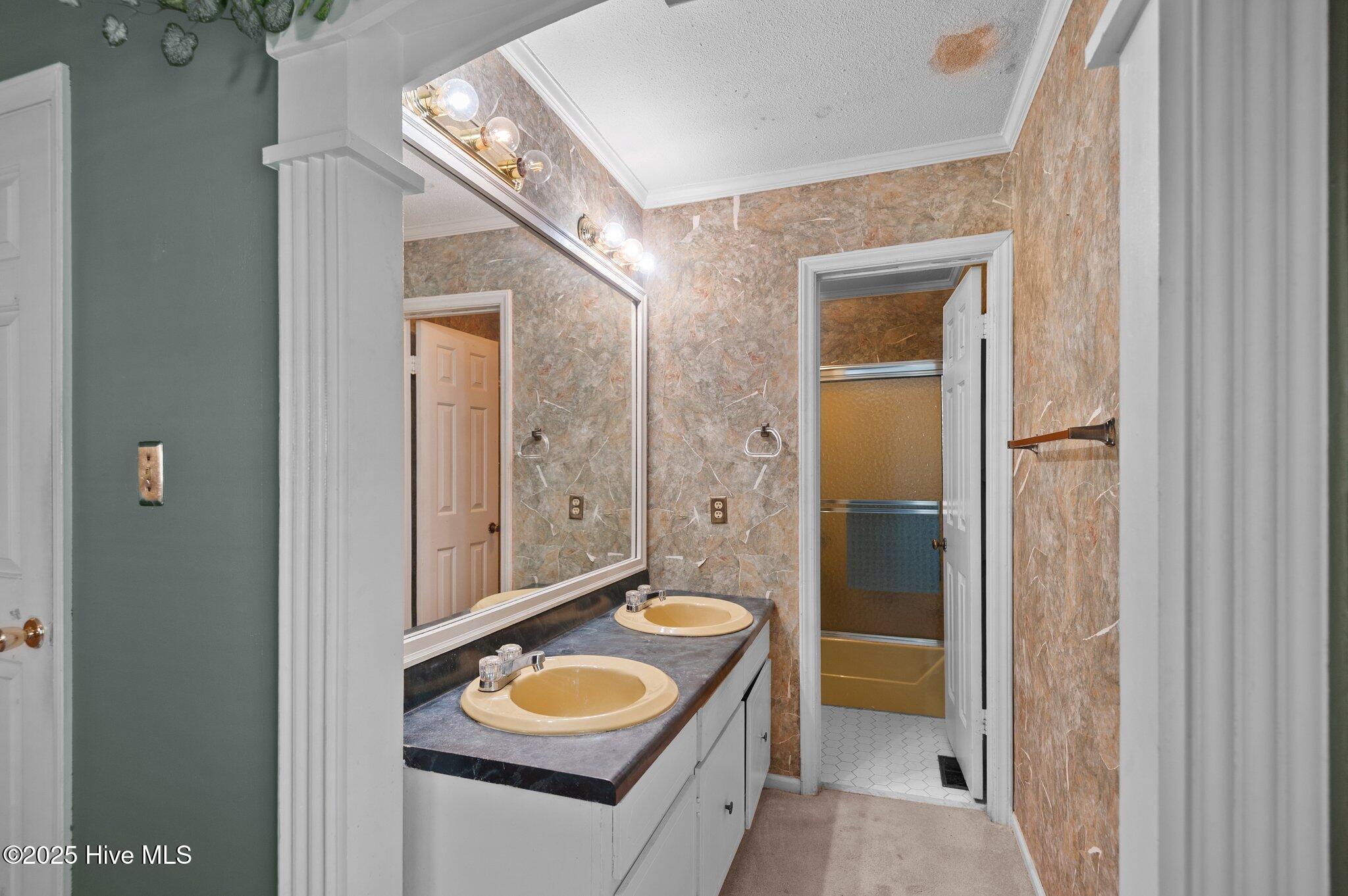 214 Allendale Drive Property Photo 24