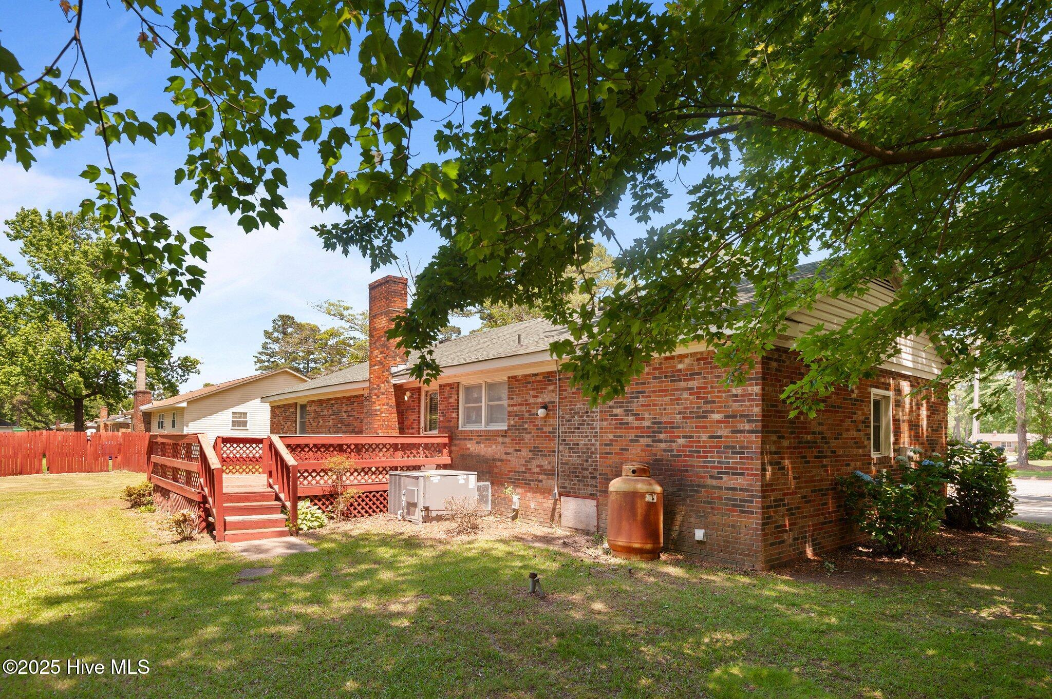 214 Allendale Drive Property Photo 31
