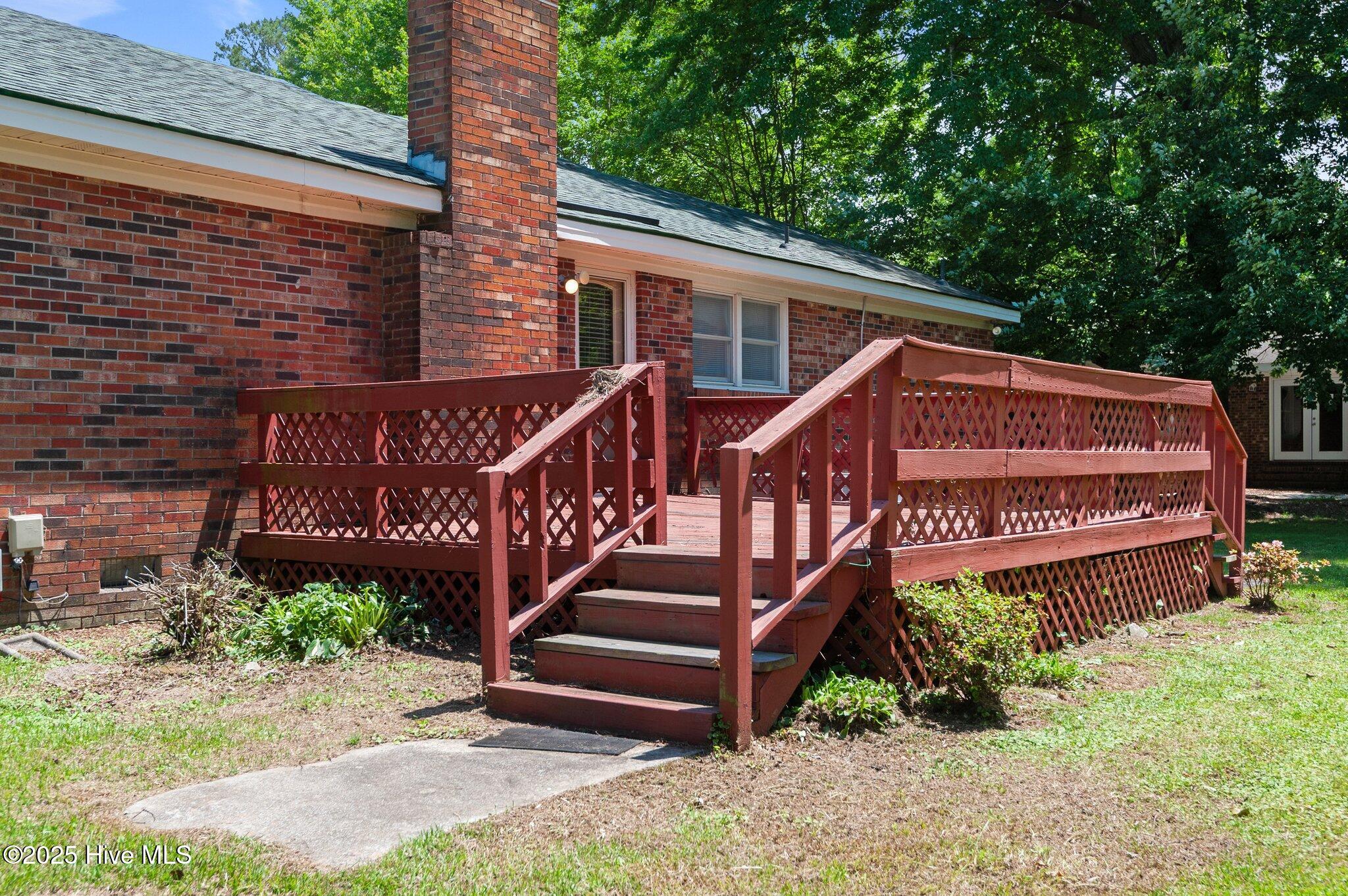 214 Allendale Drive Property Photo 33