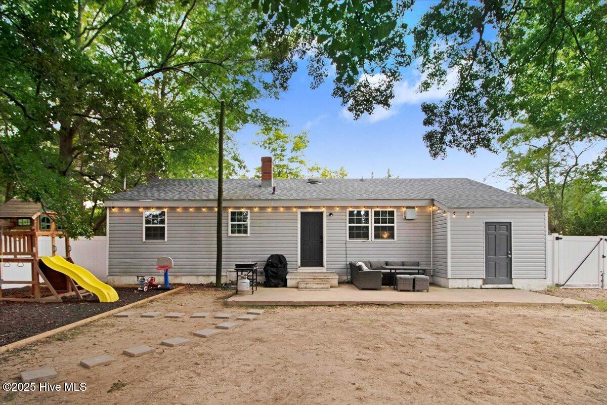 1302 North Drive Property Photo 1