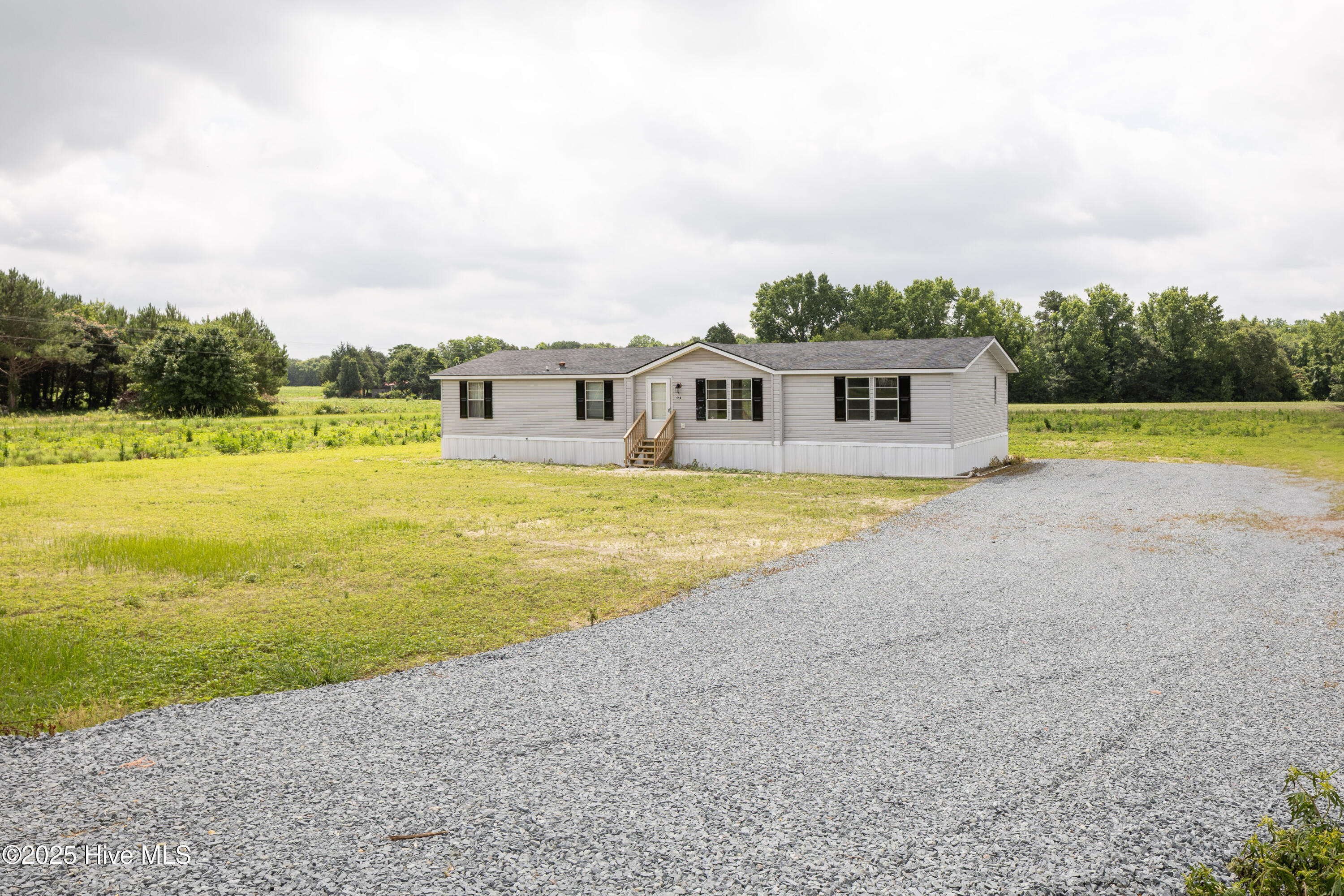 446 Browns Church Property Photo 1