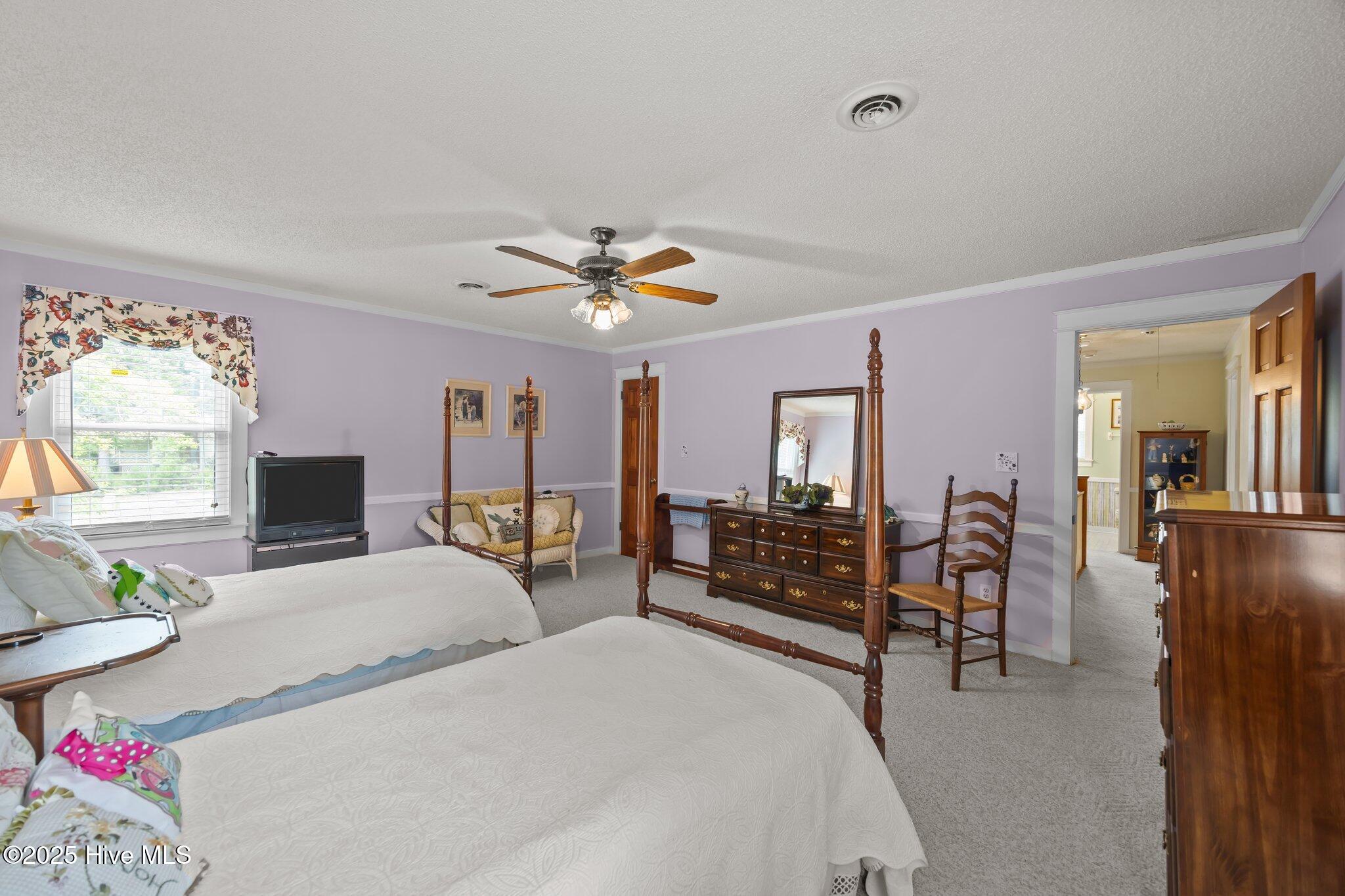 2000 Glissom Street Property Photo 39