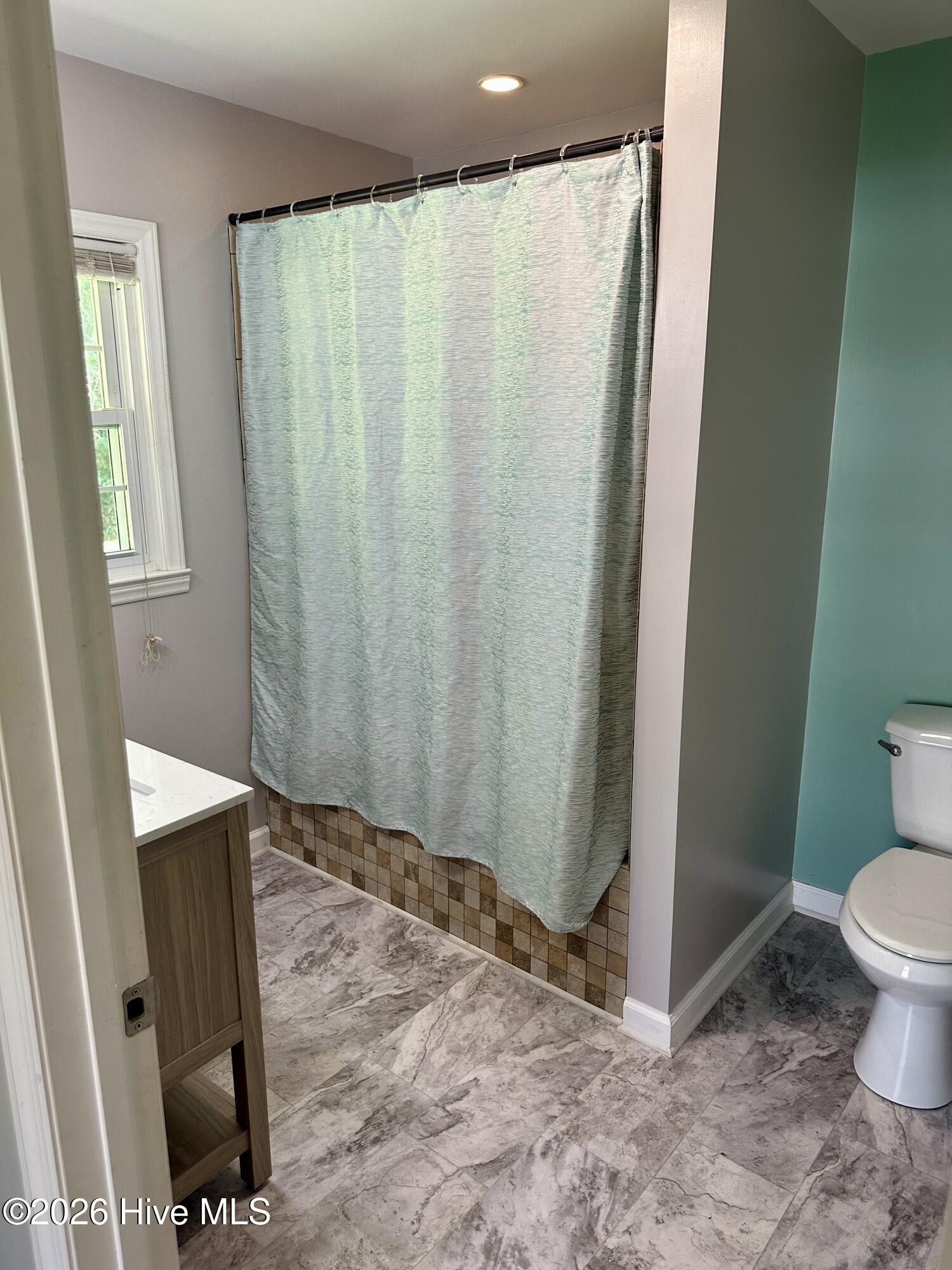 4173 Middle Road Property Photo 21