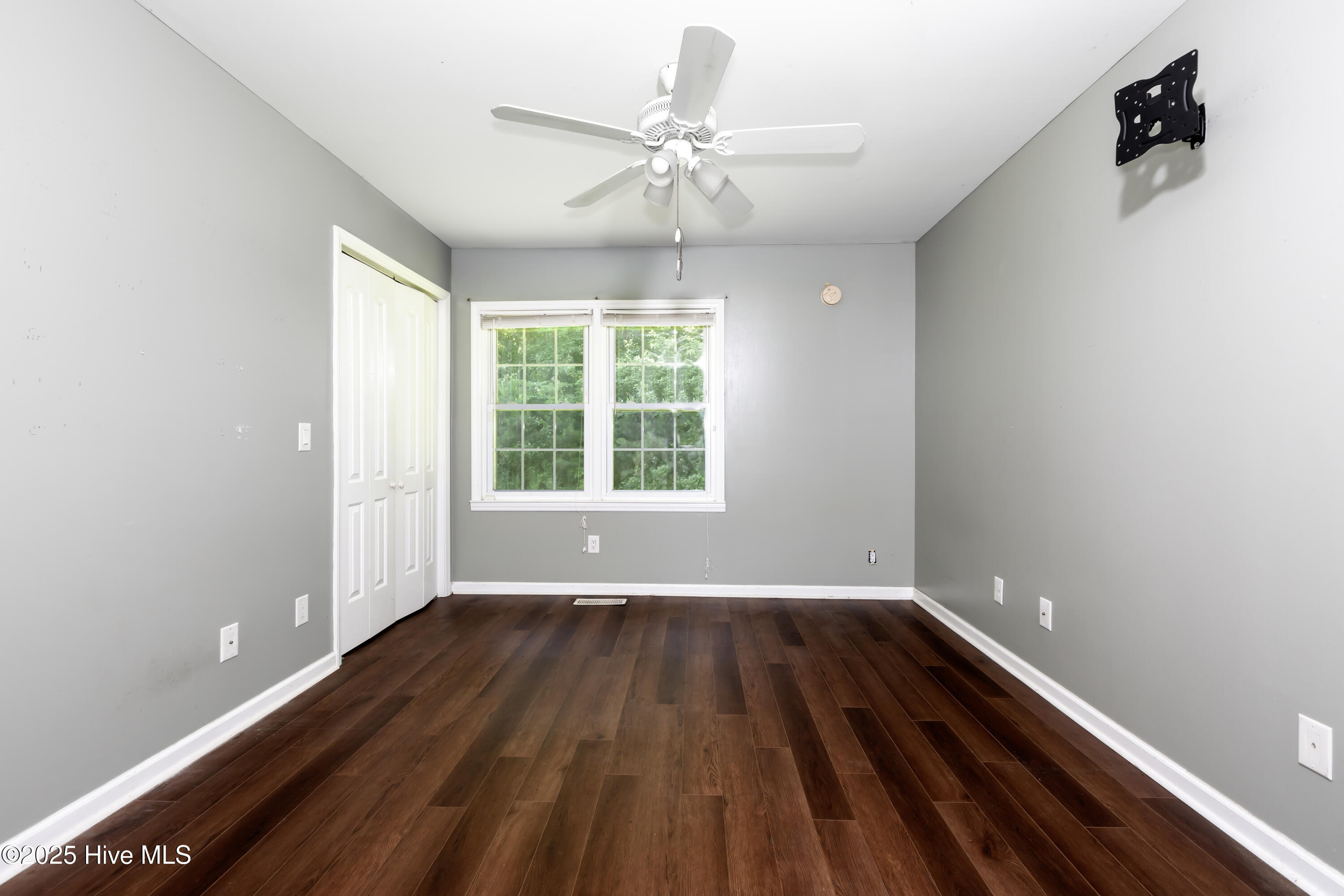 4173 Middle Road Property Photo 23