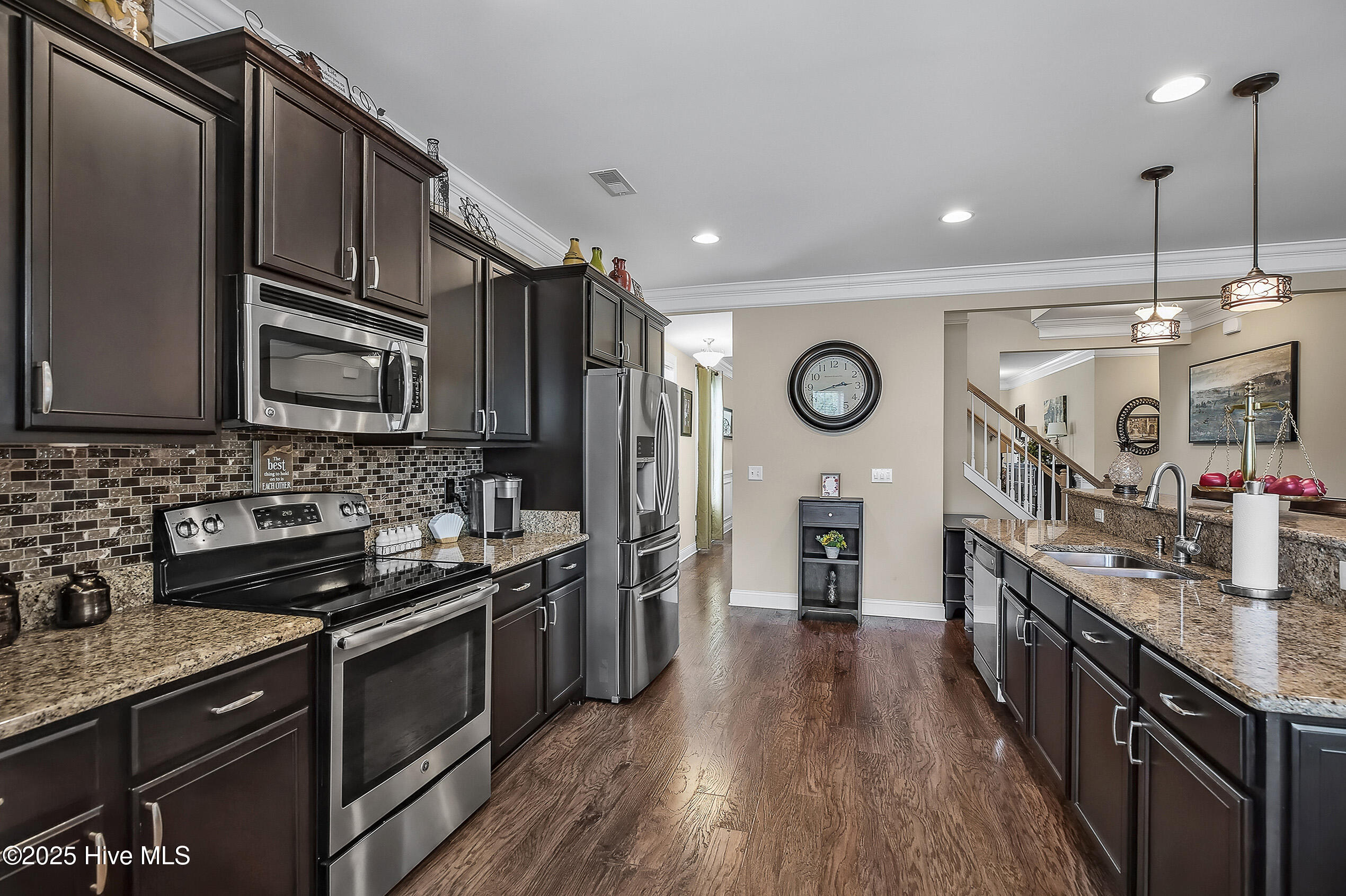 6509 Fawn Settle Drive Property Photo 13