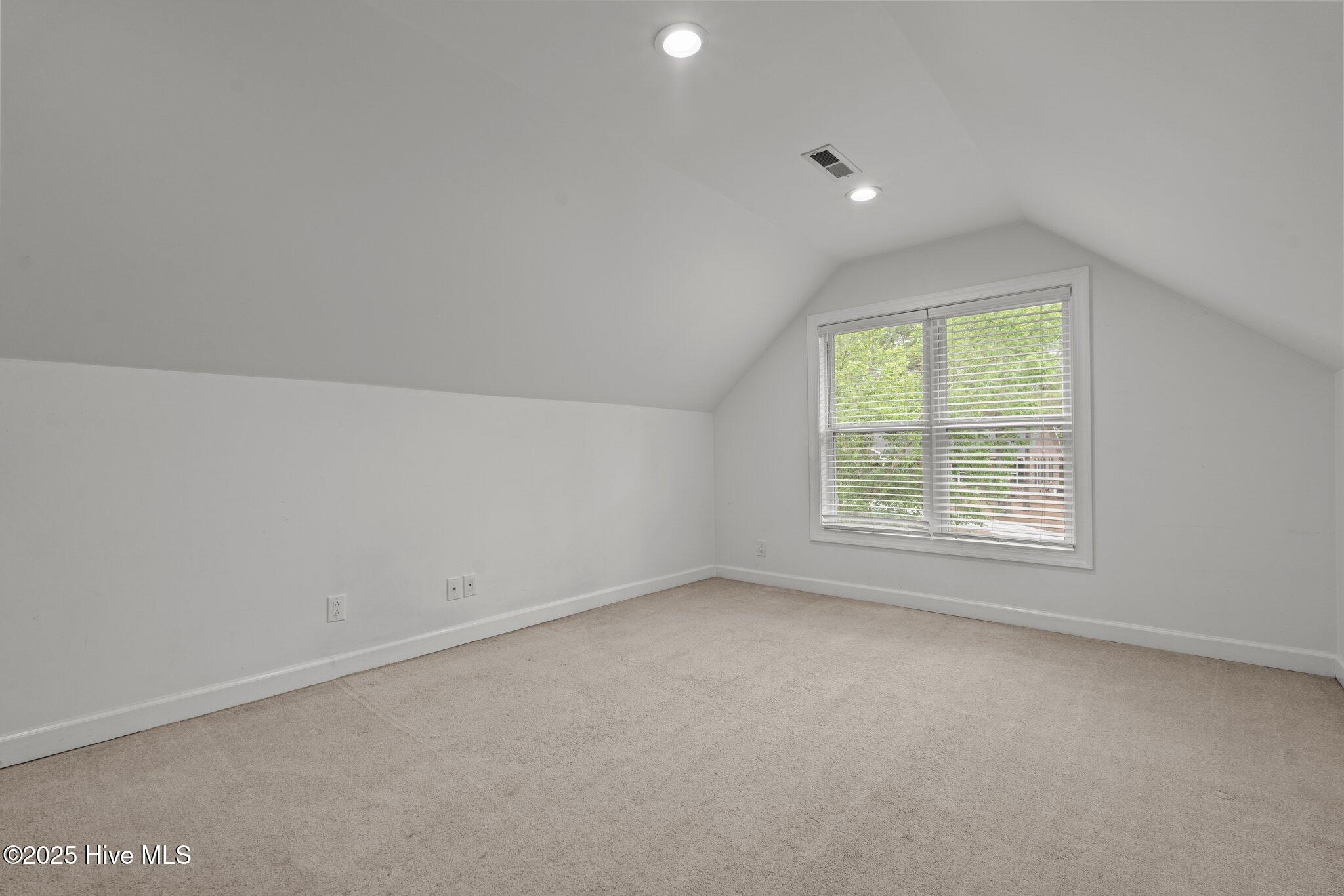 105 Salem Drive Property Photo 27