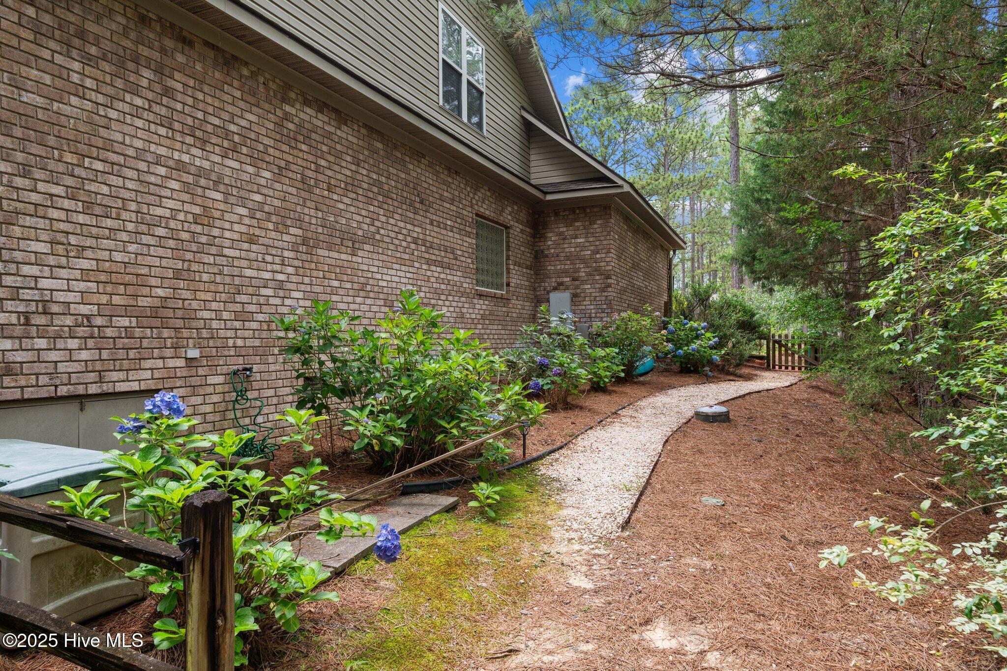 105 Salem Drive Property Photo 34