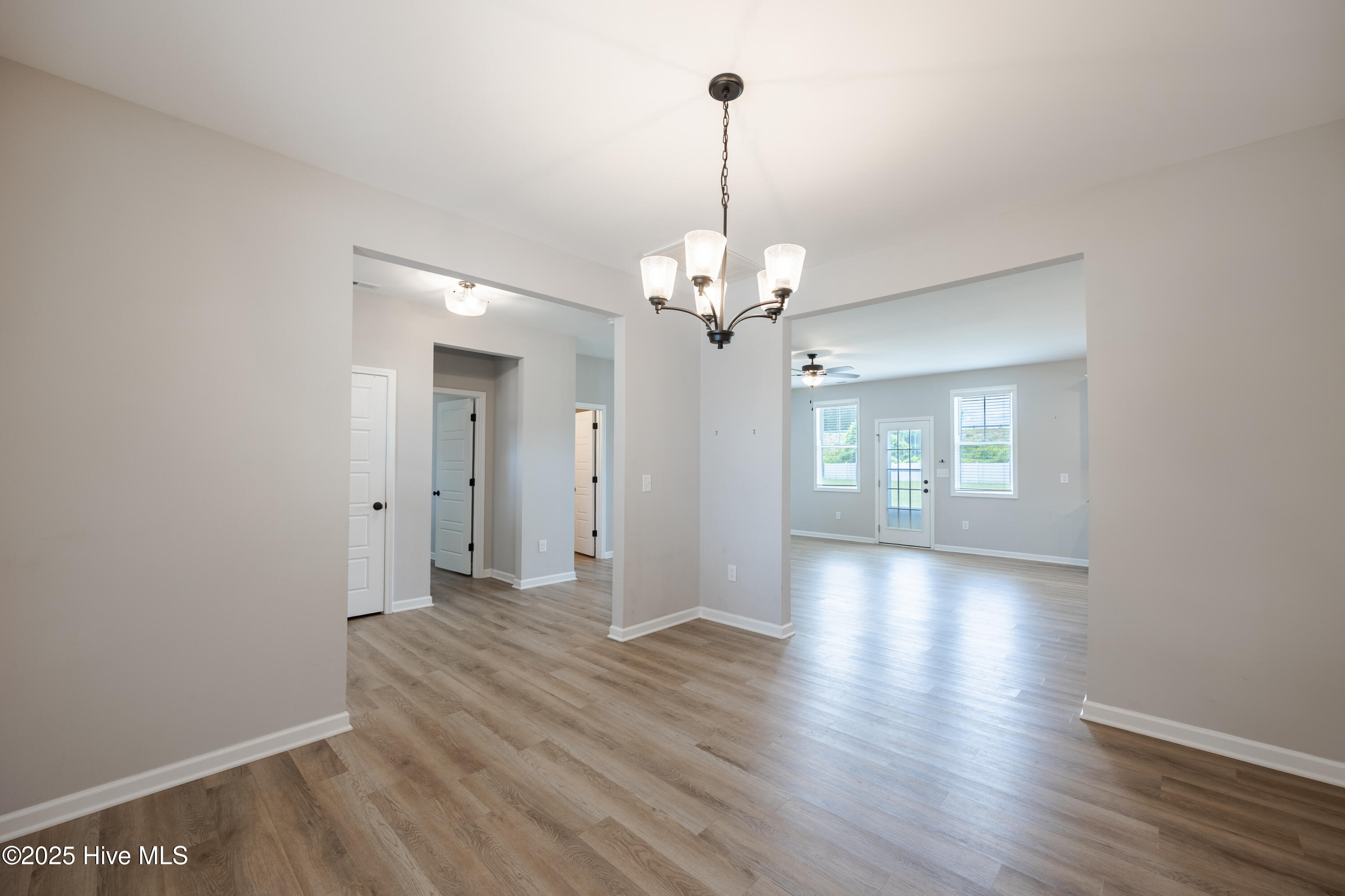 6001 Farmwood Loop Property Photo 10