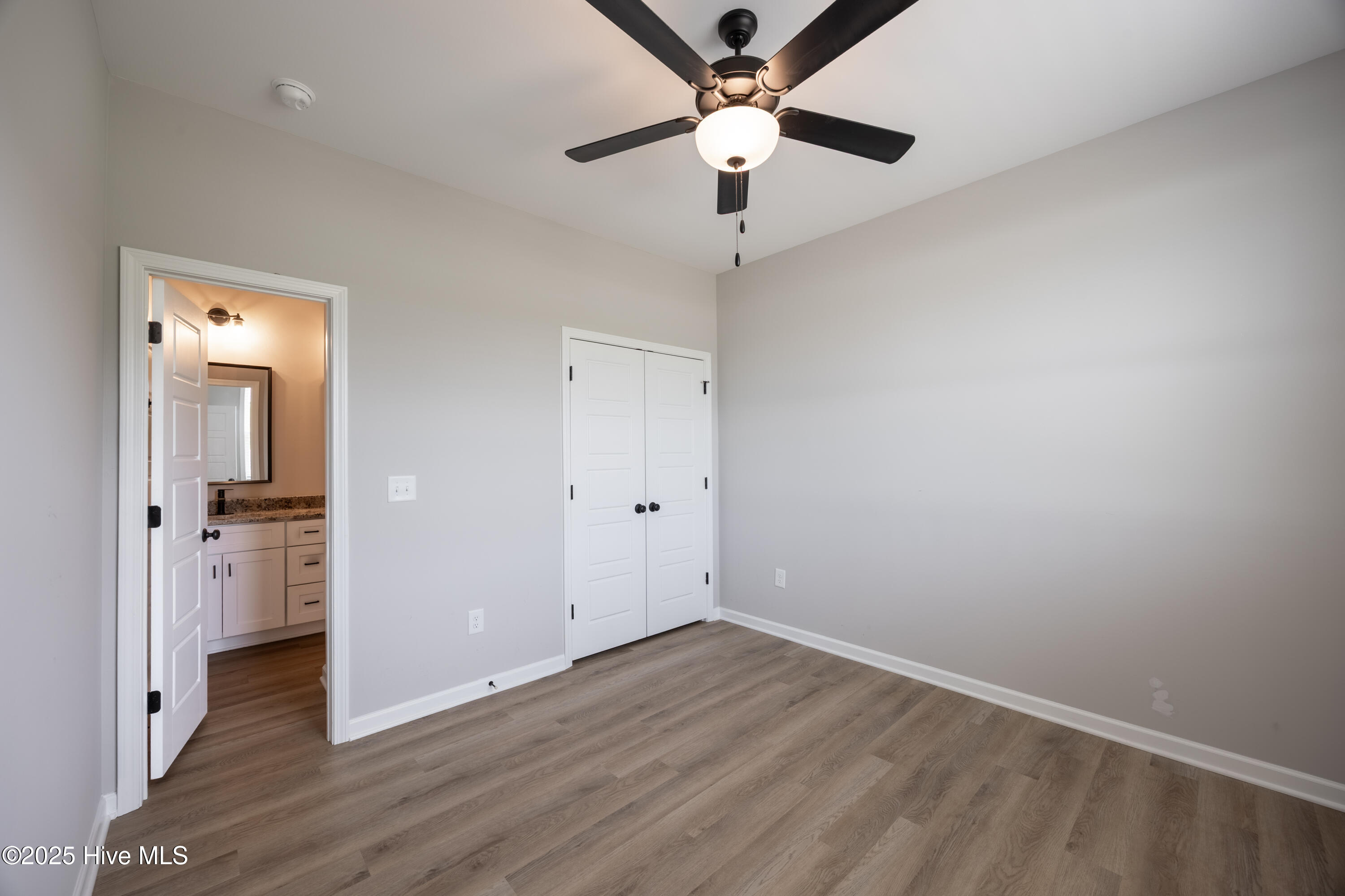6001 Farmwood Loop Property Photo 26