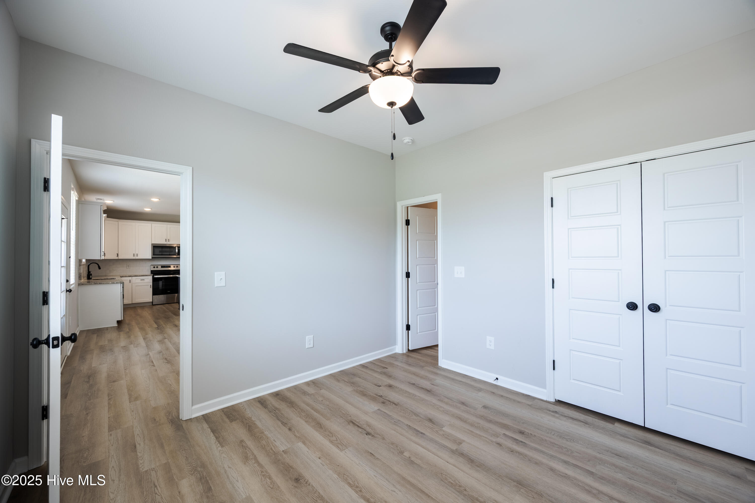 6001 Farmwood Loop Property Photo 29