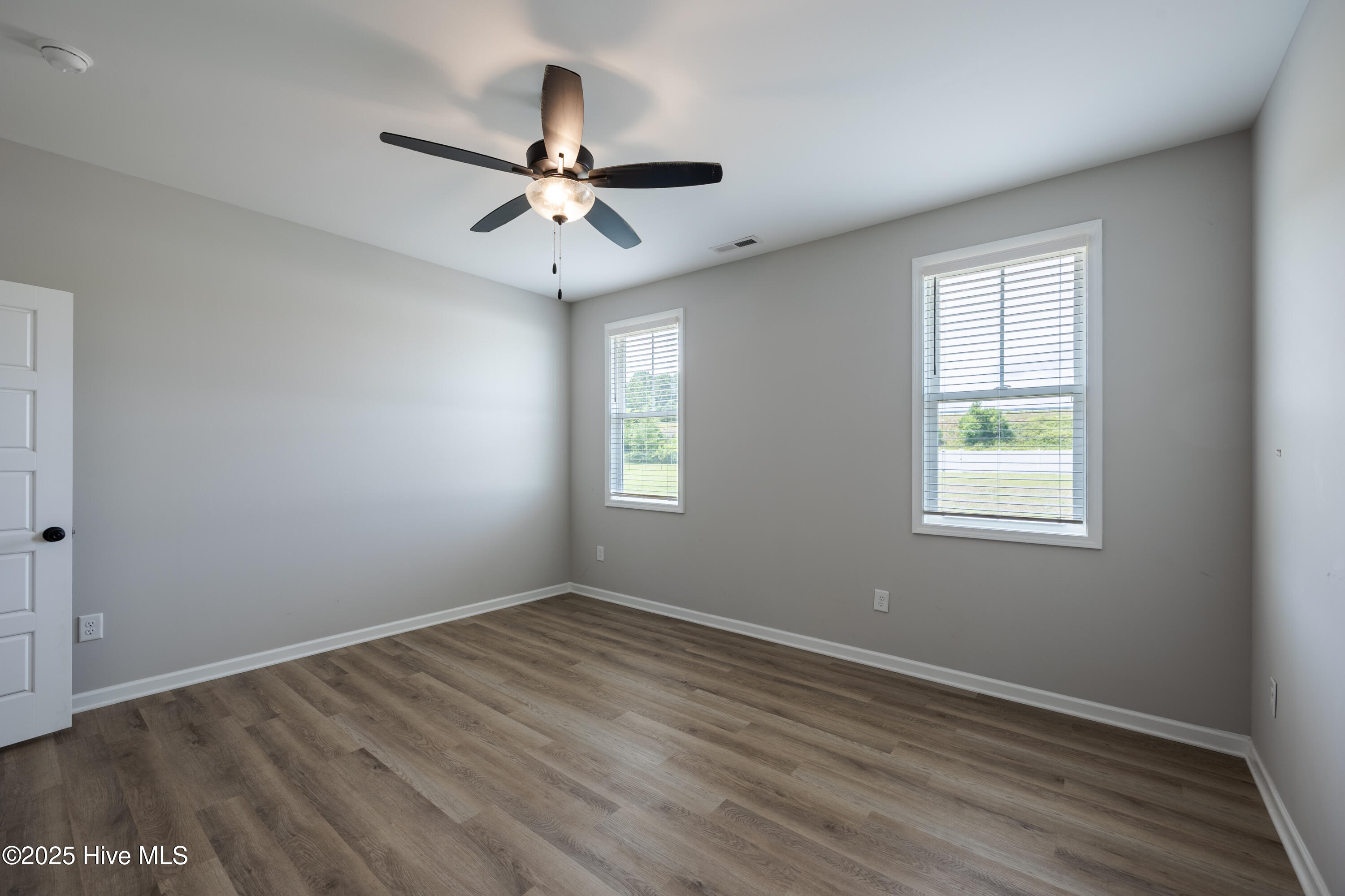 6001 Farmwood Loop Property Photo 31