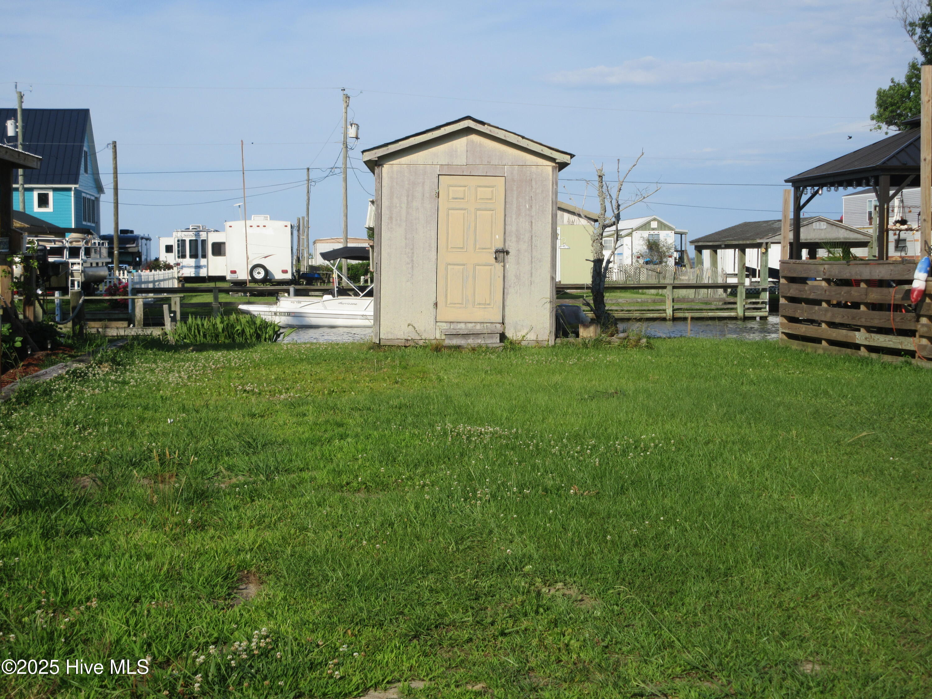 137 Inlet Lane Property Photo 1