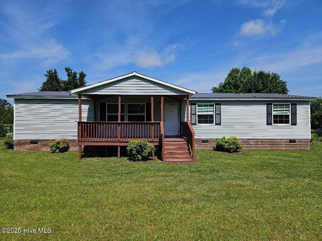 686 Casey Road Property Photo 1