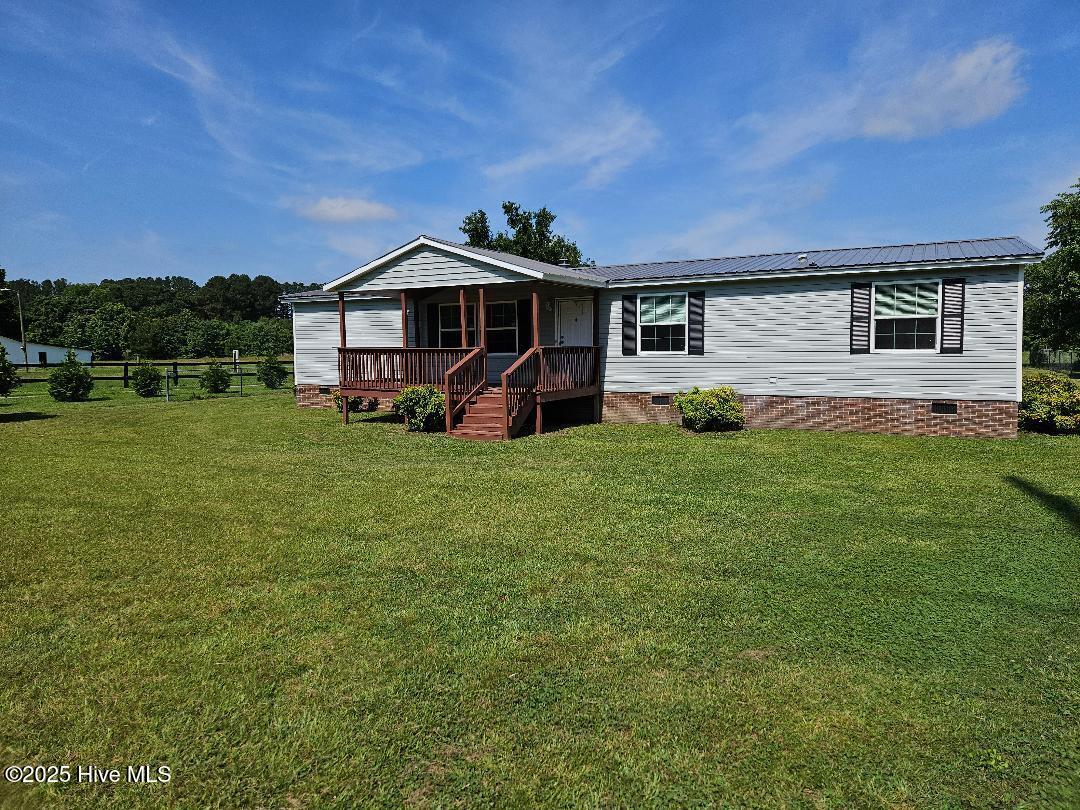 686 Casey Road Property Photo 2