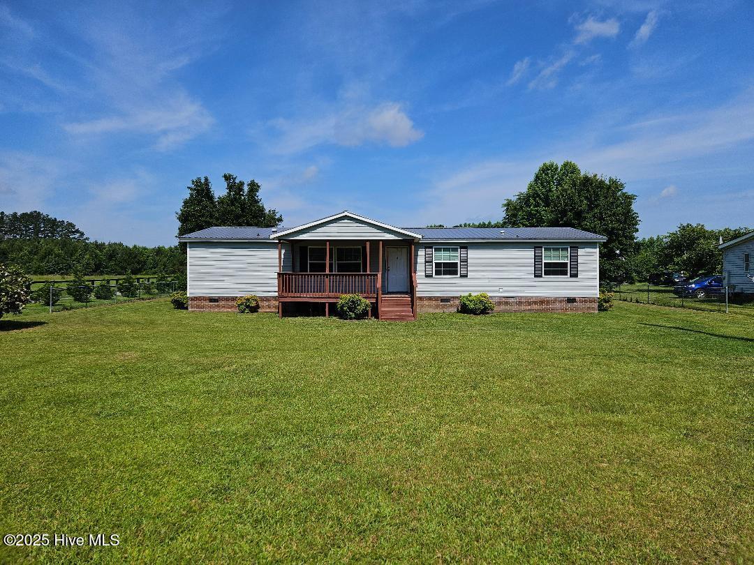 686 Casey Road Property Photo 3