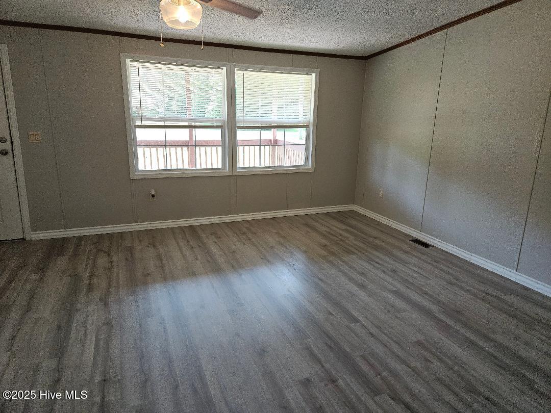 686 Casey Road Property Photo 9