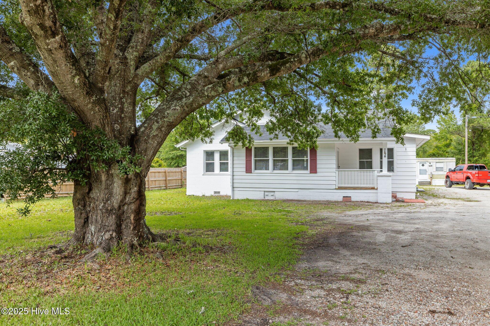 764 Chatham Street Property Photo 2