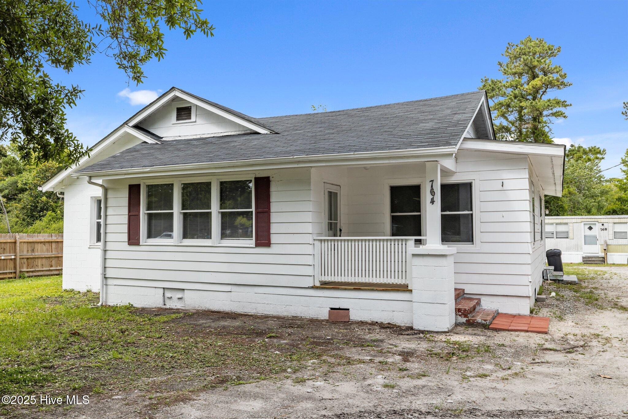 764 Chatham Street Property Photo 4