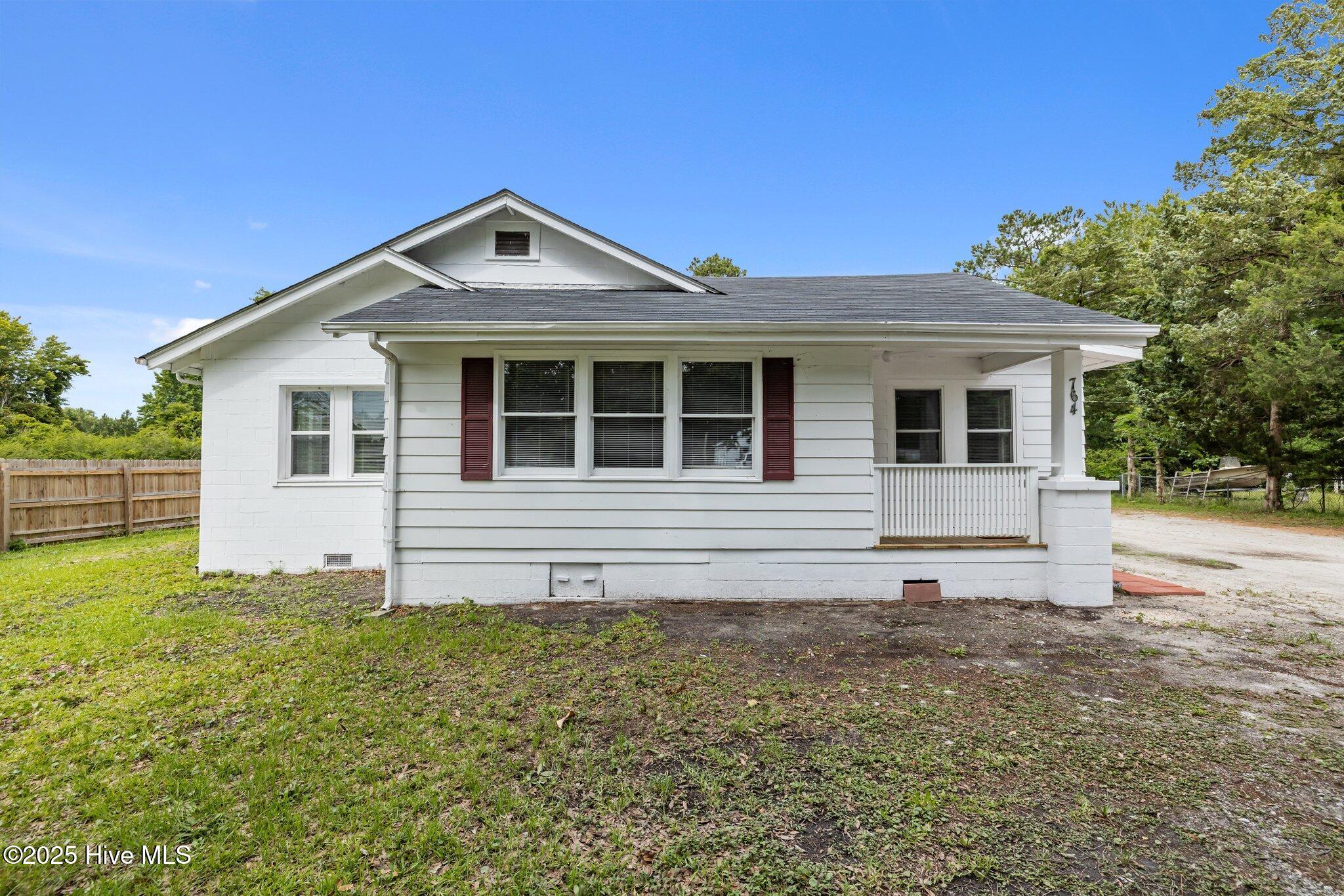 764 Chatham Street Property Photo 5