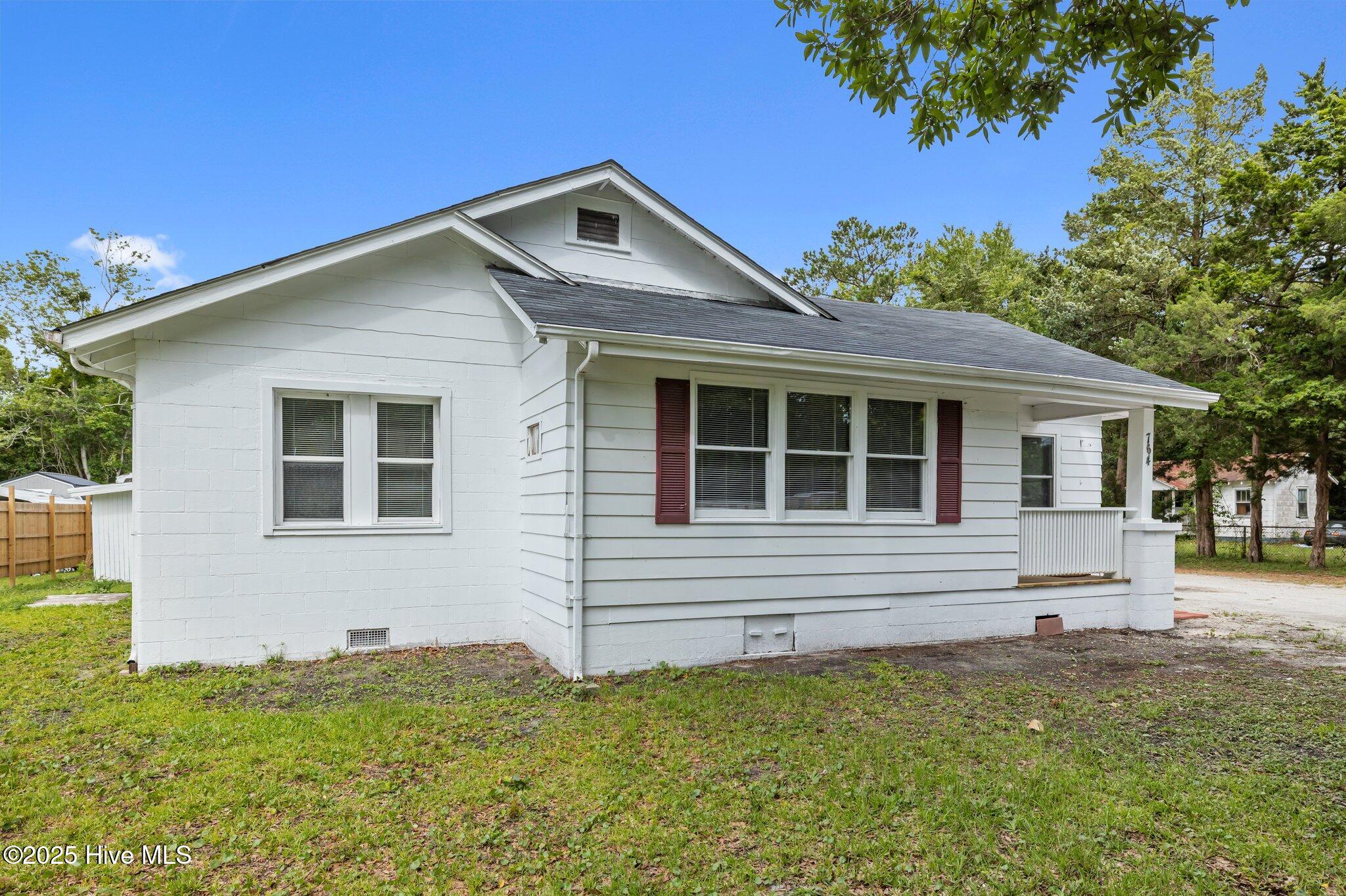 764 Chatham Street Property Photo 37