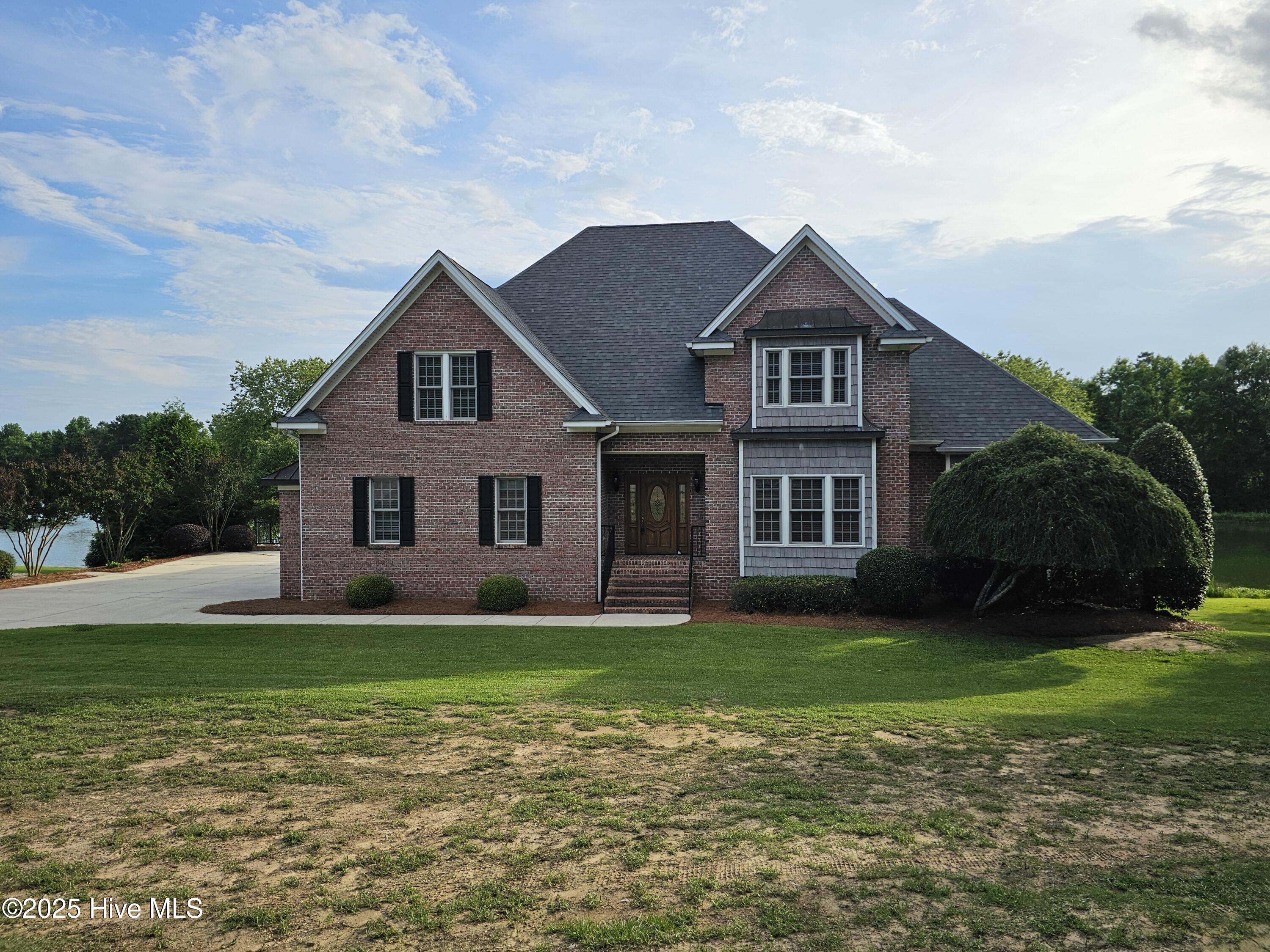 212 Deer Track Trail Property Photo 1