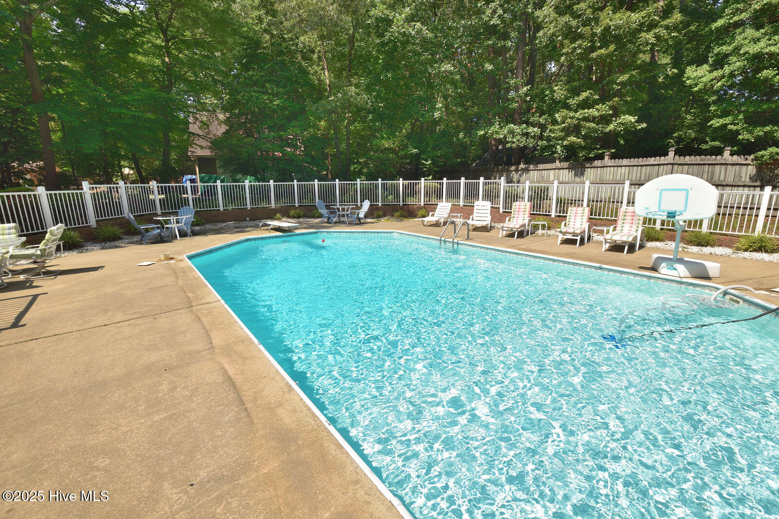 2708 Coleberry Trail Property Photo 44