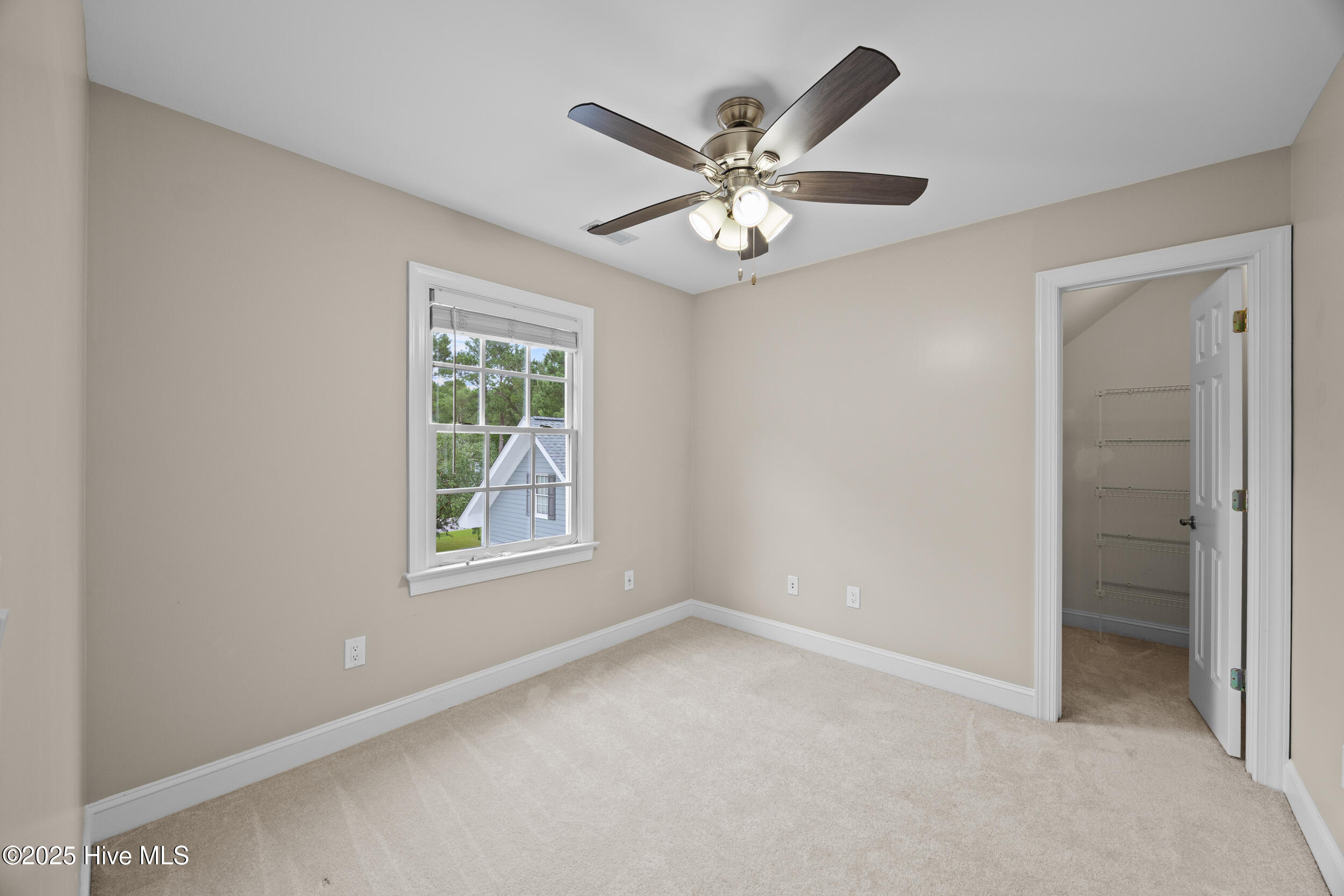 376 Red Fox Run Drive Property Photo 46