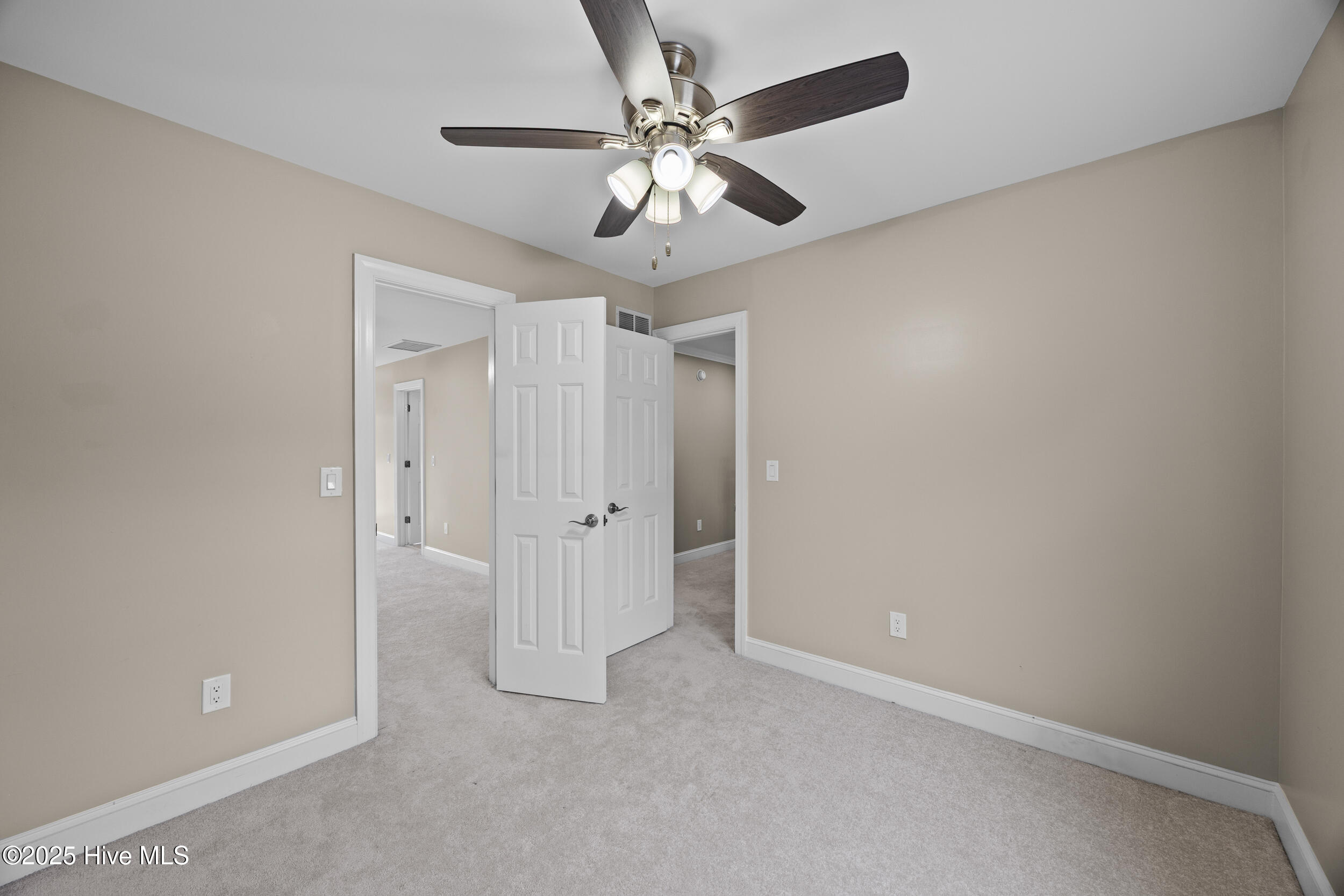 376 Red Fox Run Drive Property Photo 47