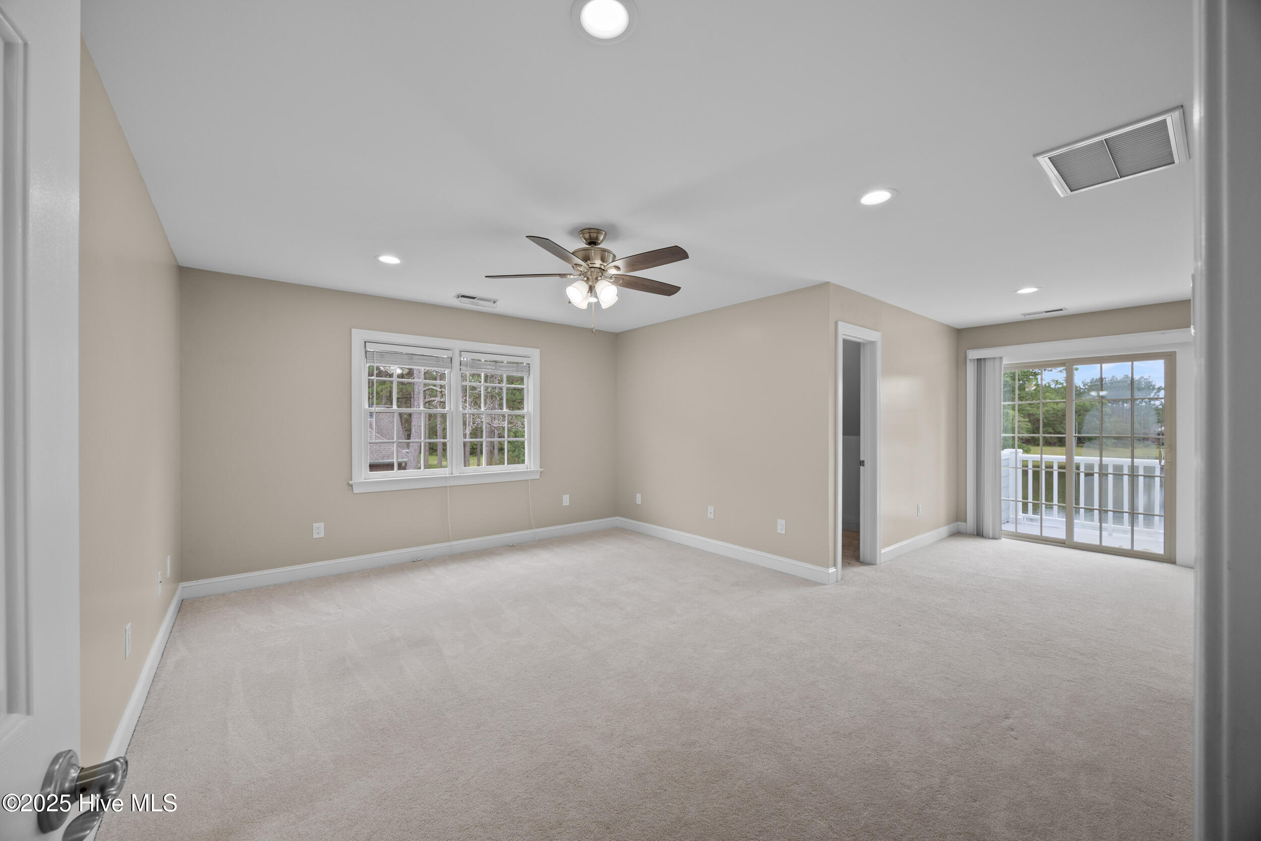 376 Red Fox Run Drive Property Photo 49